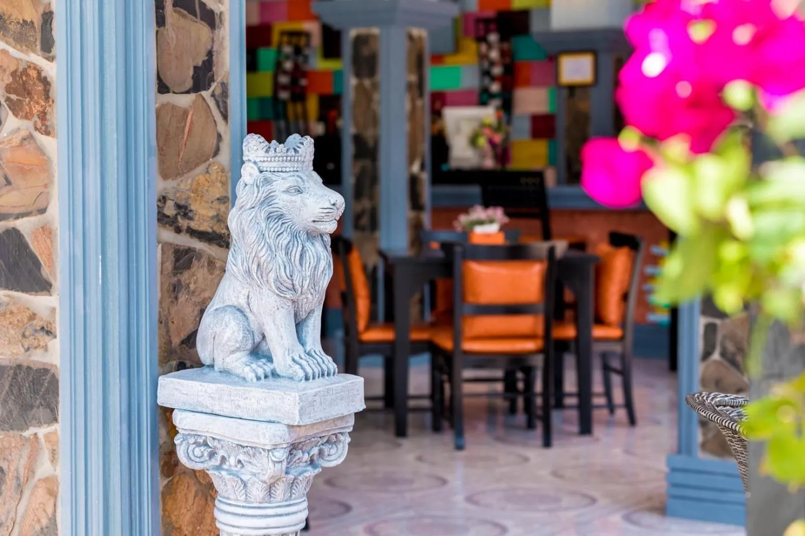 Restaurant/places to eat in Kerton Hostel