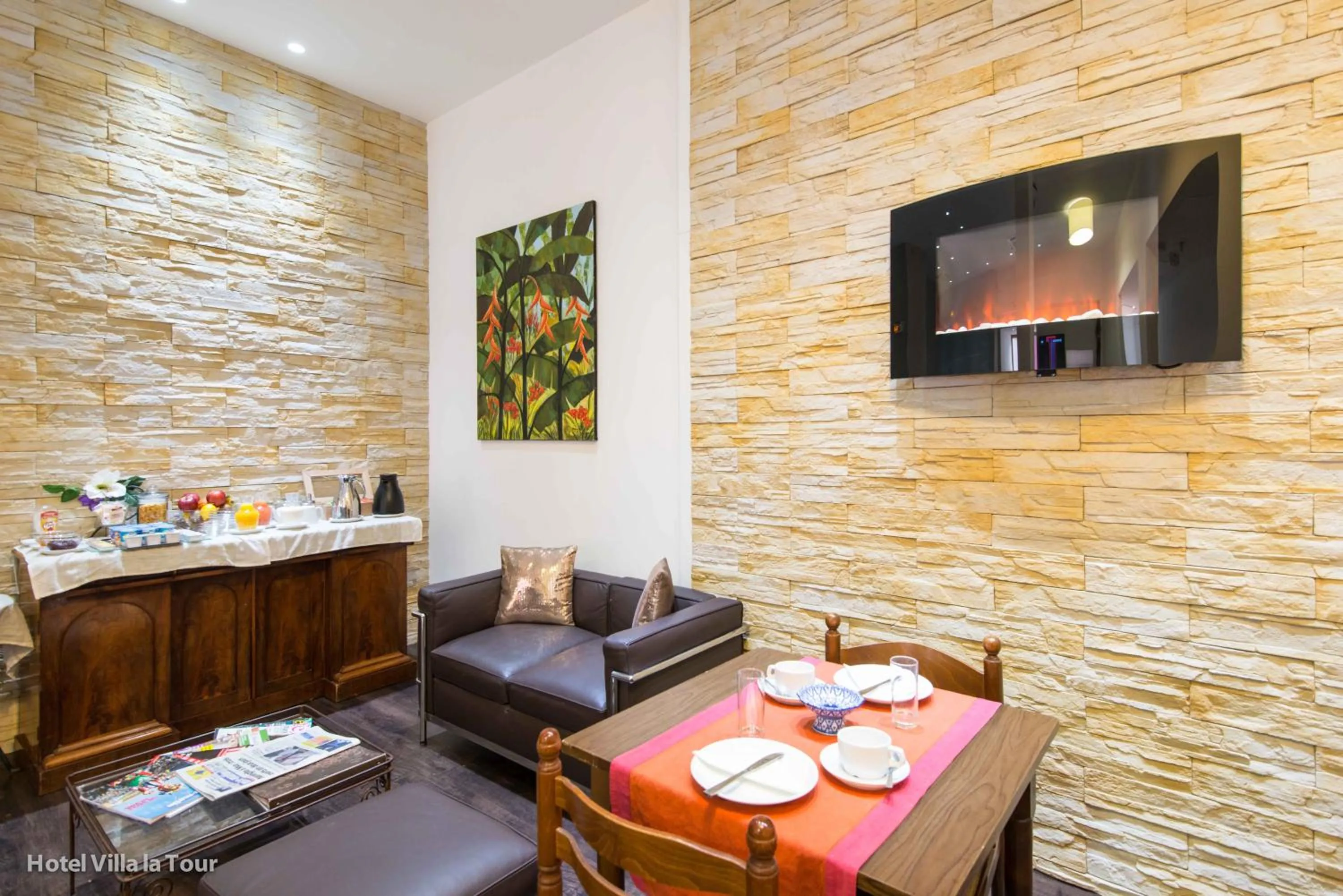 Toilet in Hotel Villa La Tour