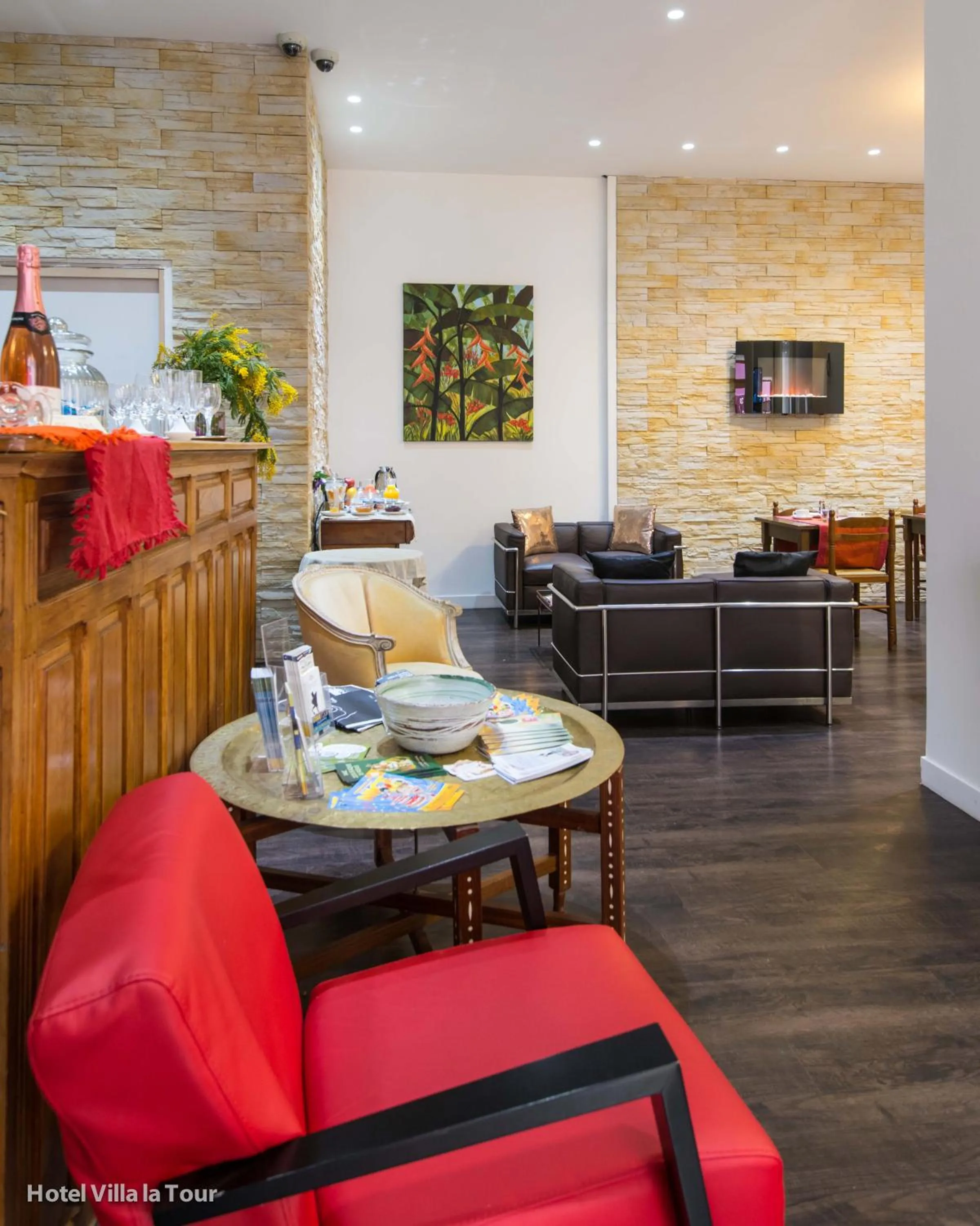 Lobby or reception in Hotel Villa La Tour