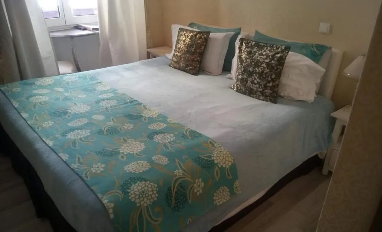 Bed in Hotel Villa La Tour