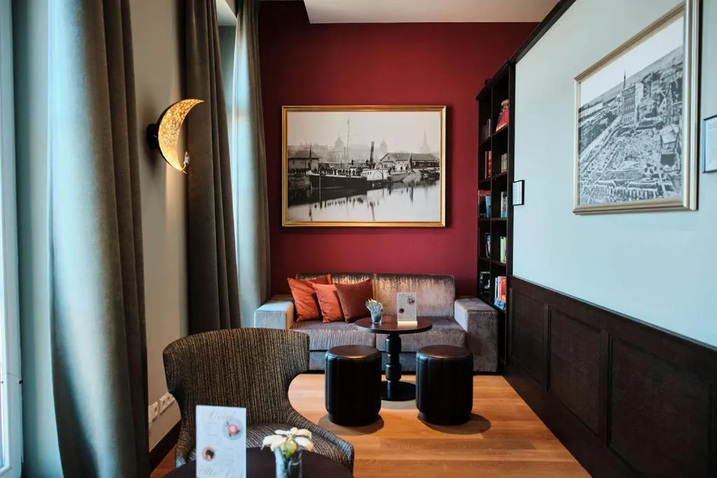 Lobby or reception in Hotel Alte Post