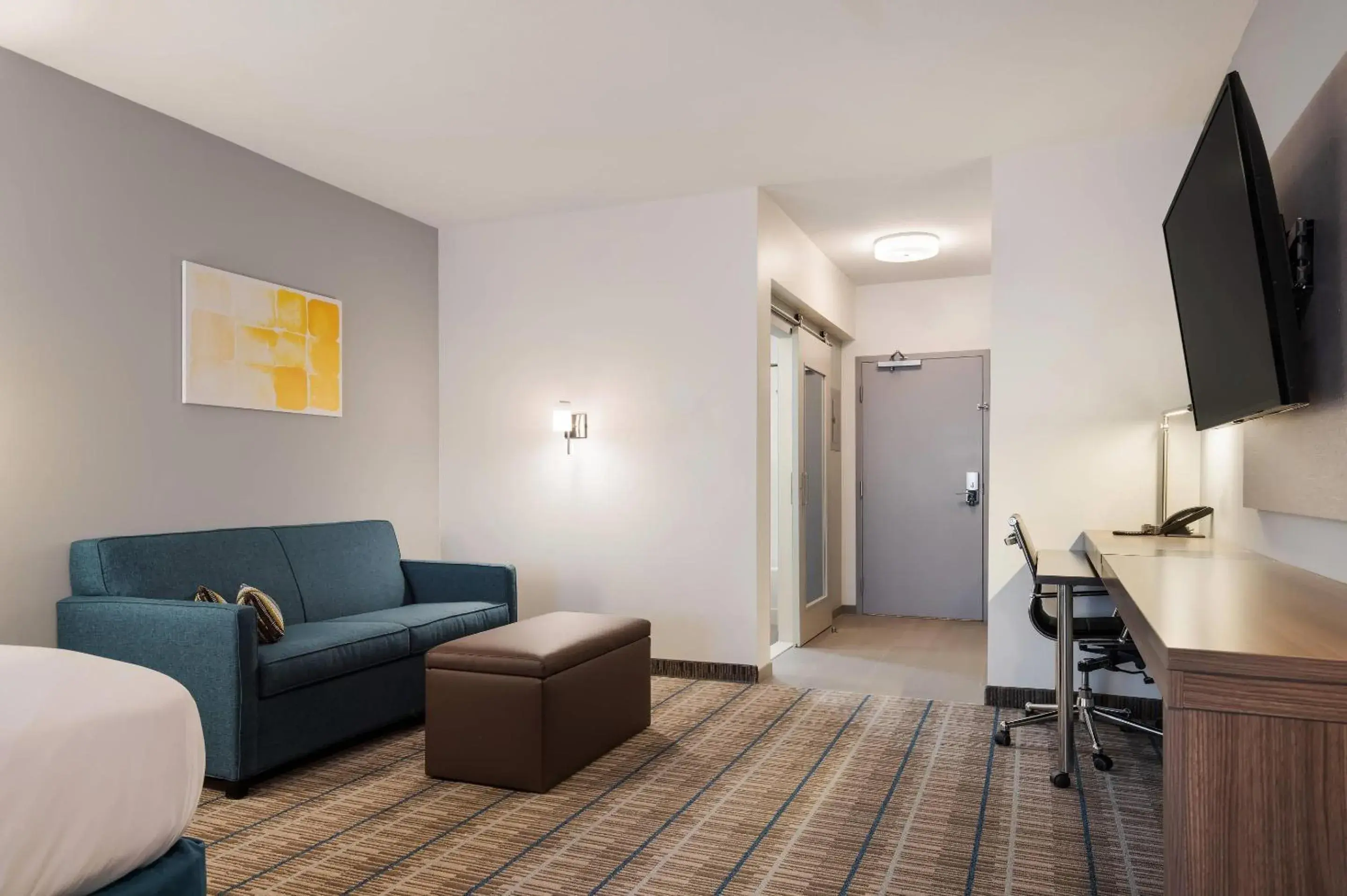 Bedroom in MainStay Suites Gaylord Bedroom in MainStay Suites Gaylord