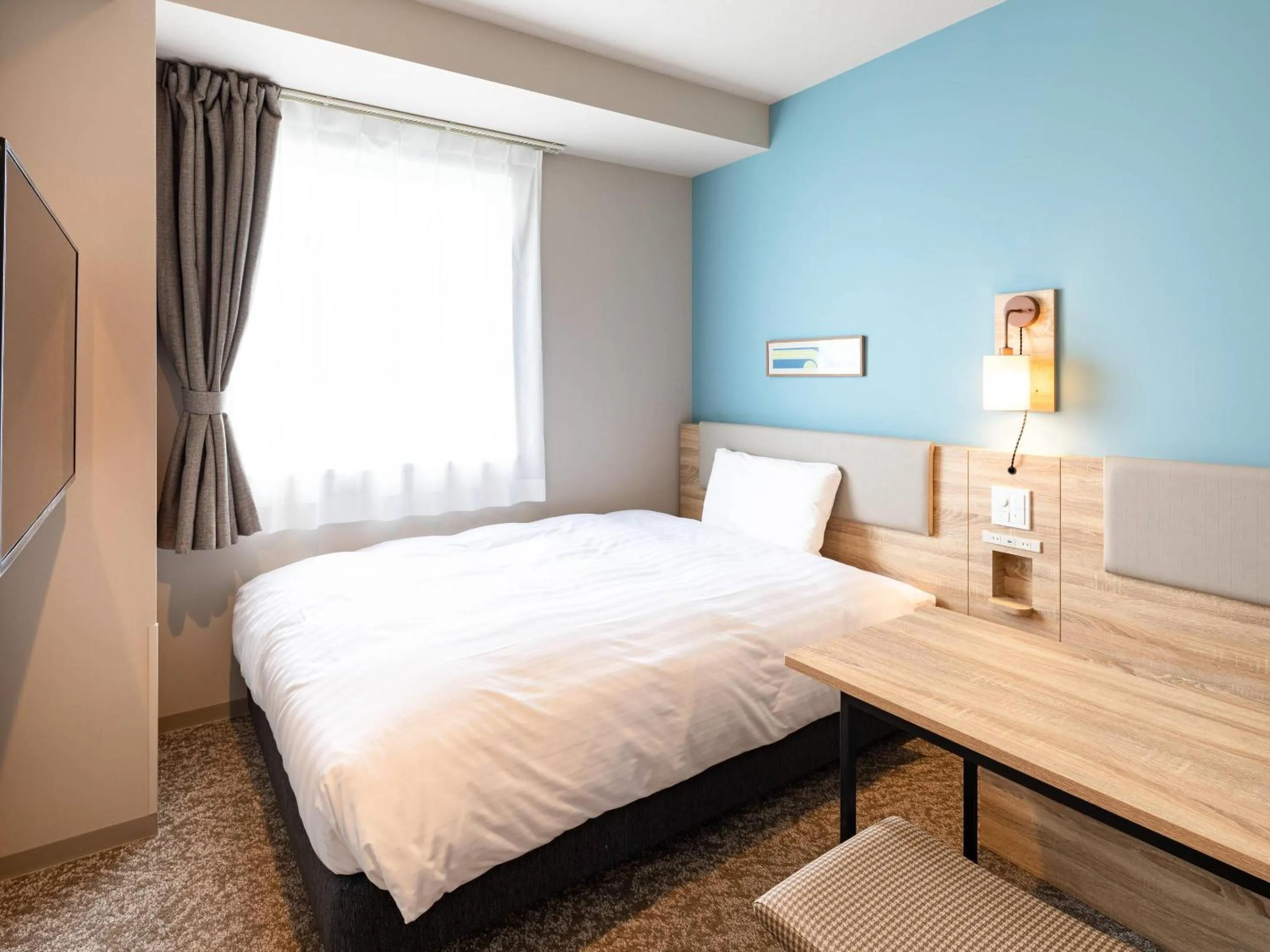 Bedroom, Bed in Comfort Hotel Takamatsu