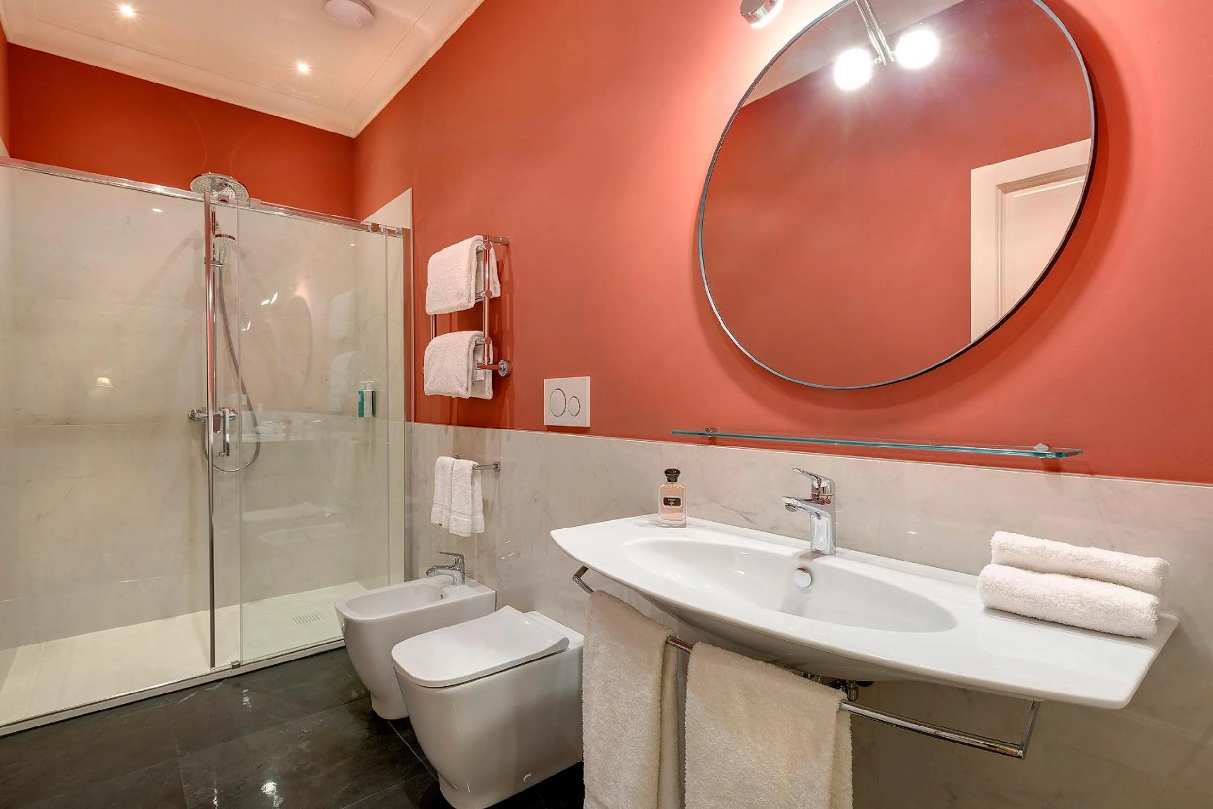 Shower in Santa Croce 14 B&B