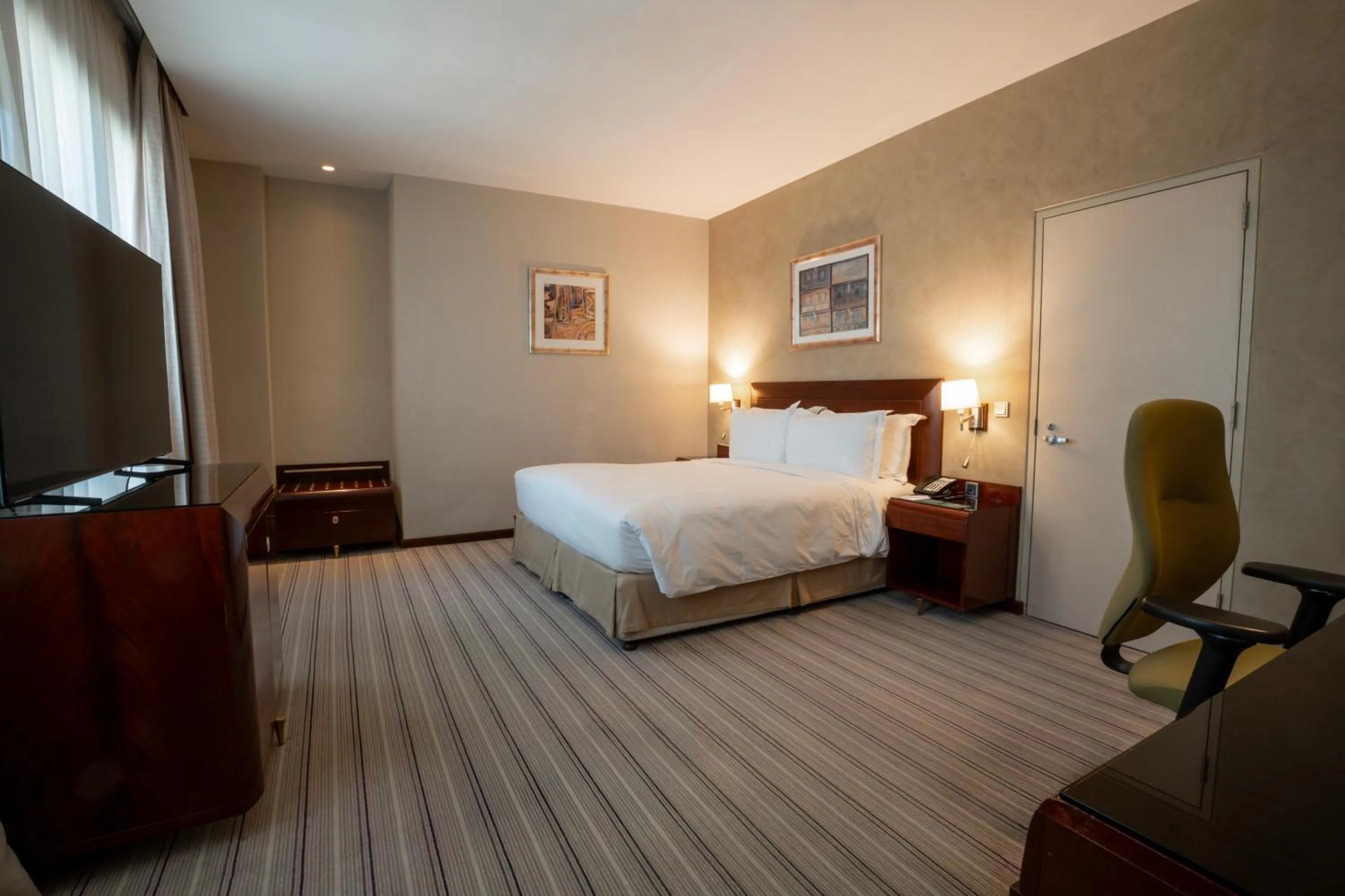 Bed in Holiday Inn Olaya by IHG