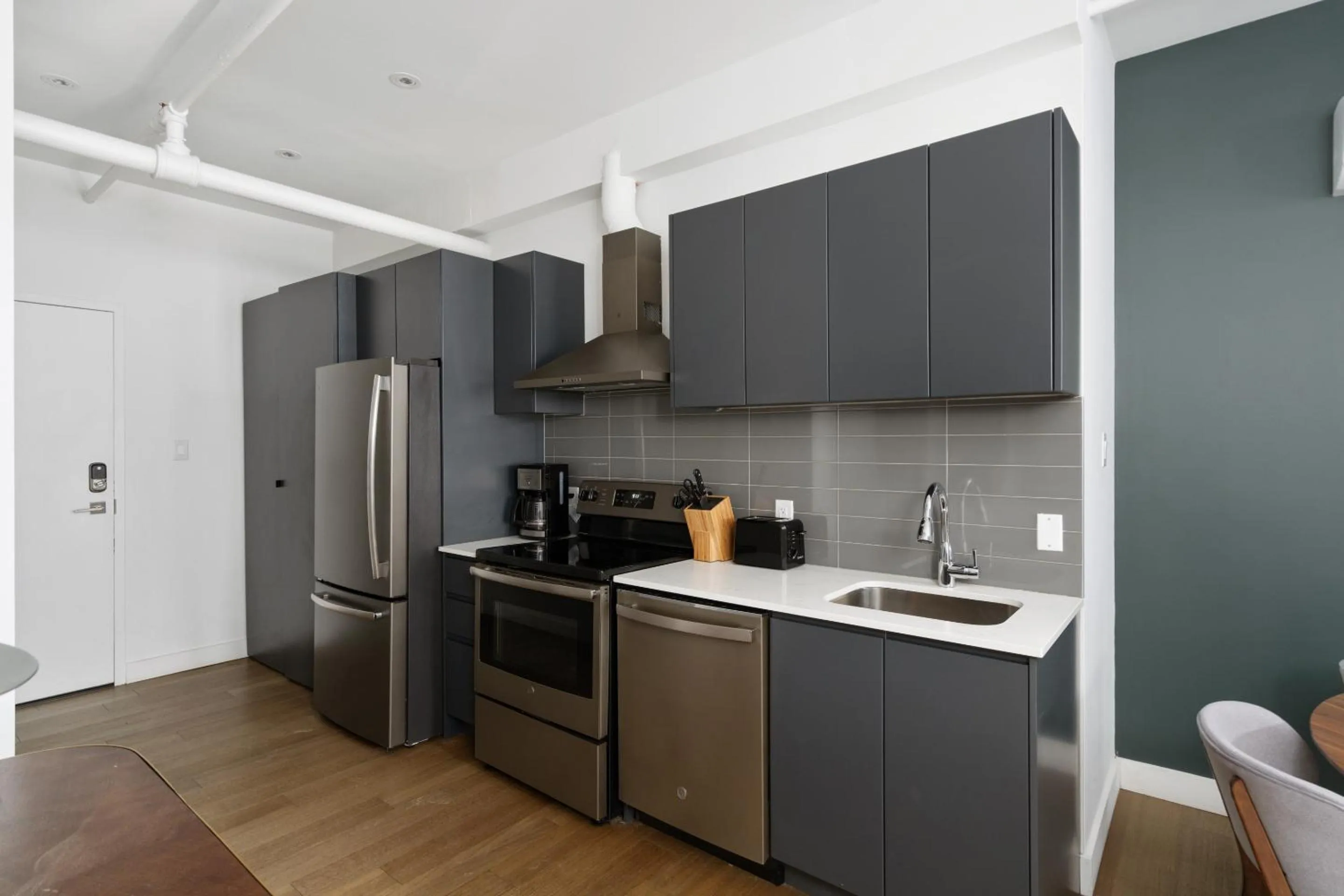 Bakan- Quartier des Congres, Convention District