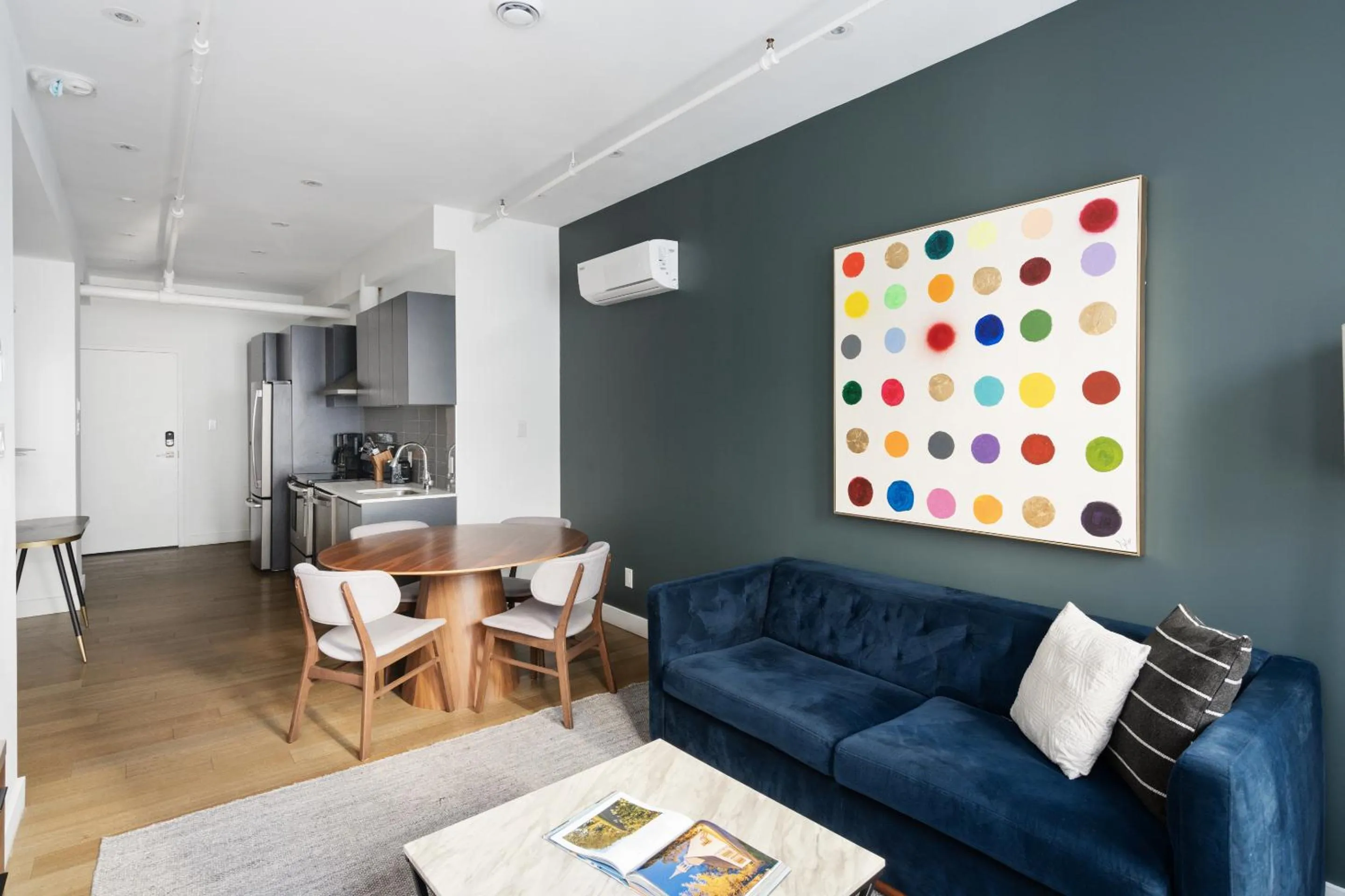 Bakan- Quartier des Congres, Convention District