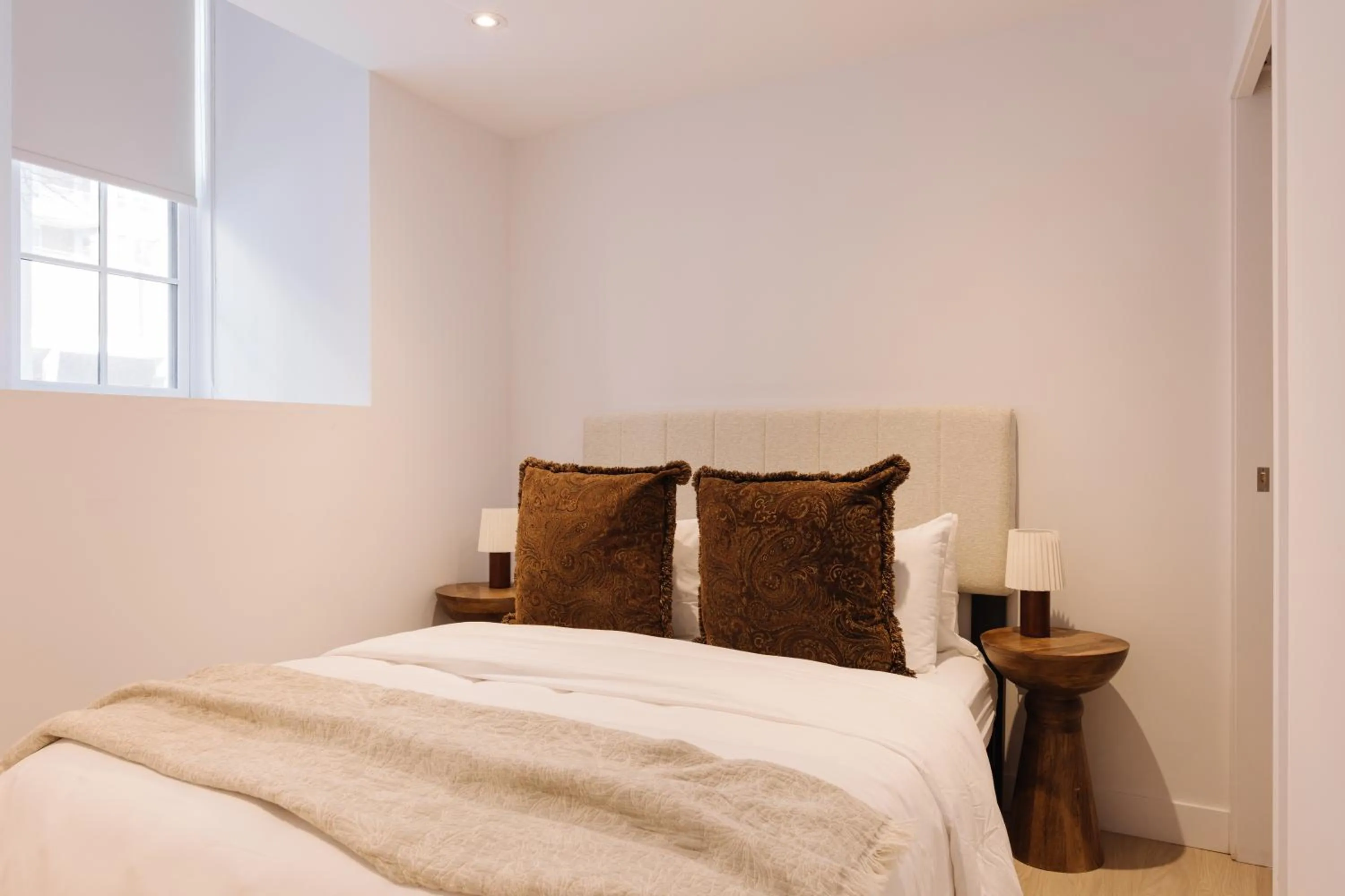 Bed in Bakan- Quartier des Congres, Convention District