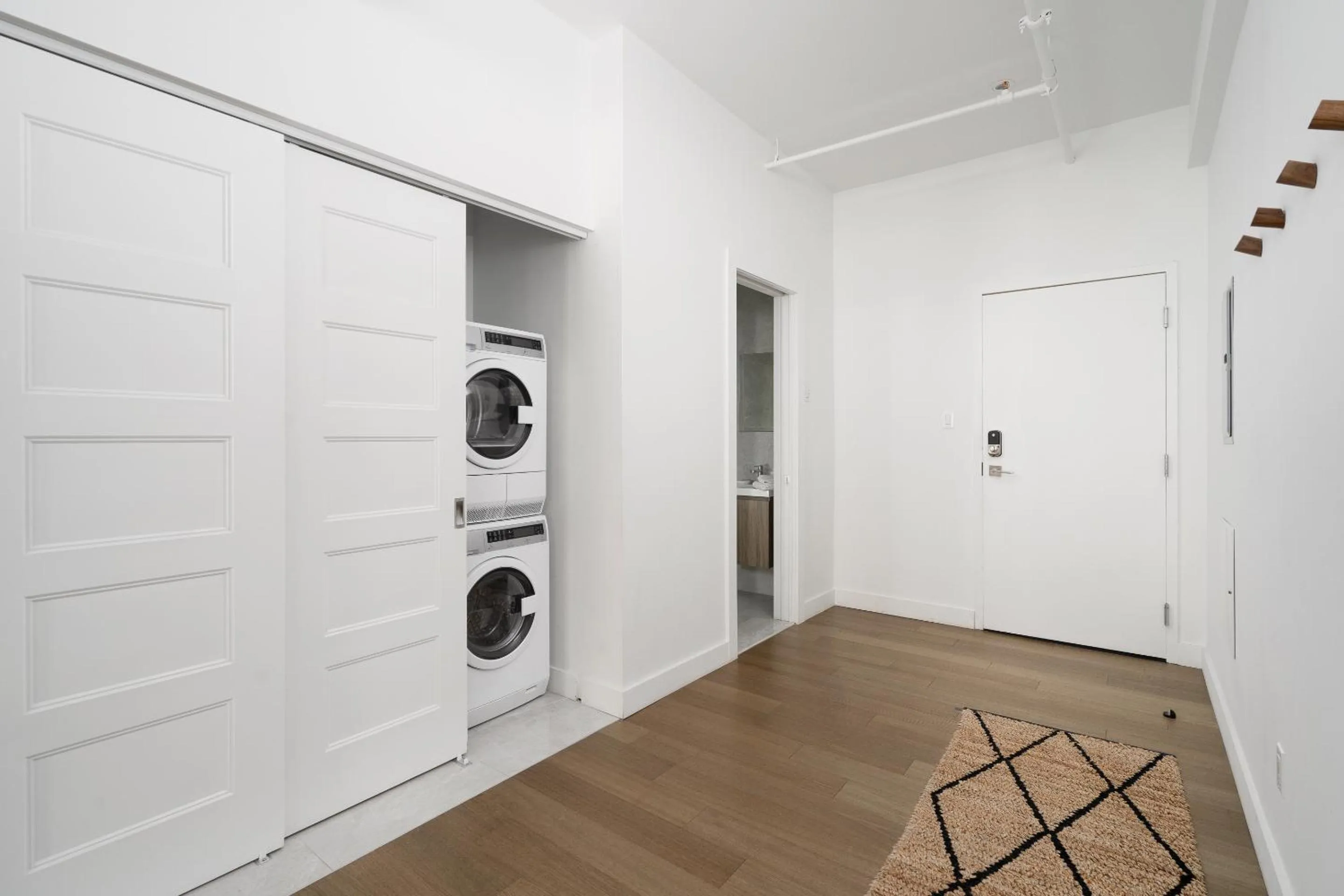 Bakan- Quartier des Congres, Convention District