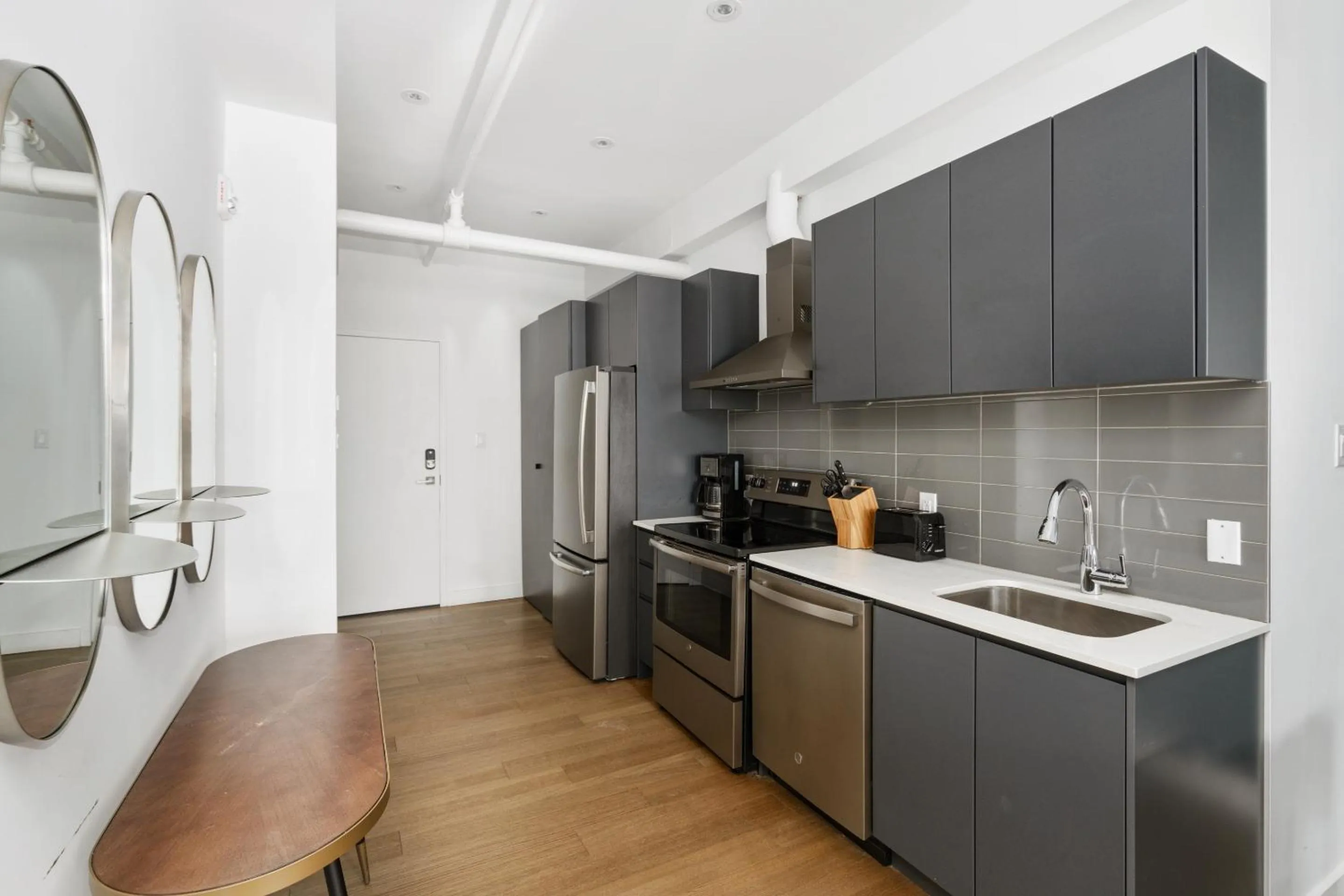 Bakan- Quartier des Congres, Convention District