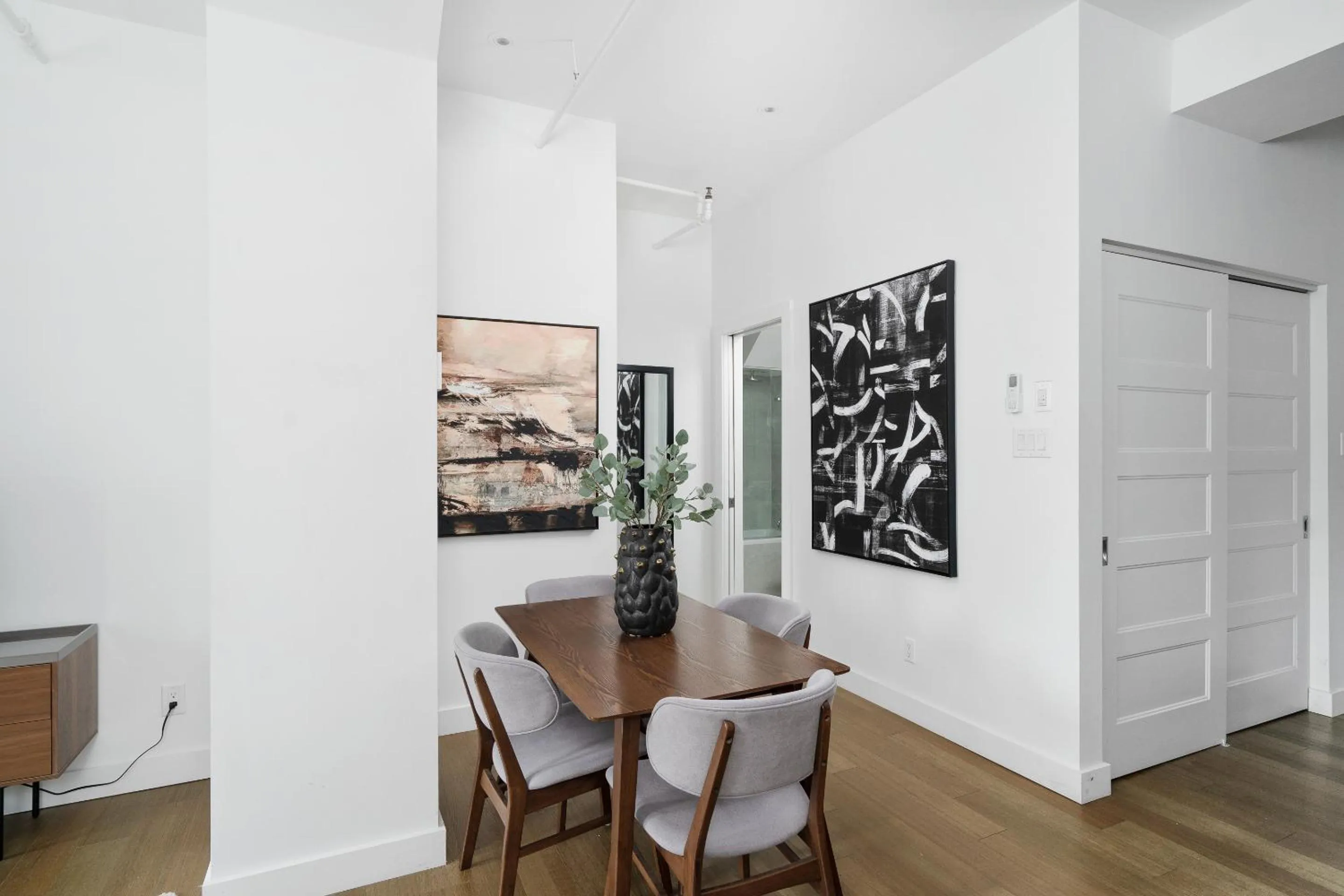 Bakan- Quartier des Congres, Convention District