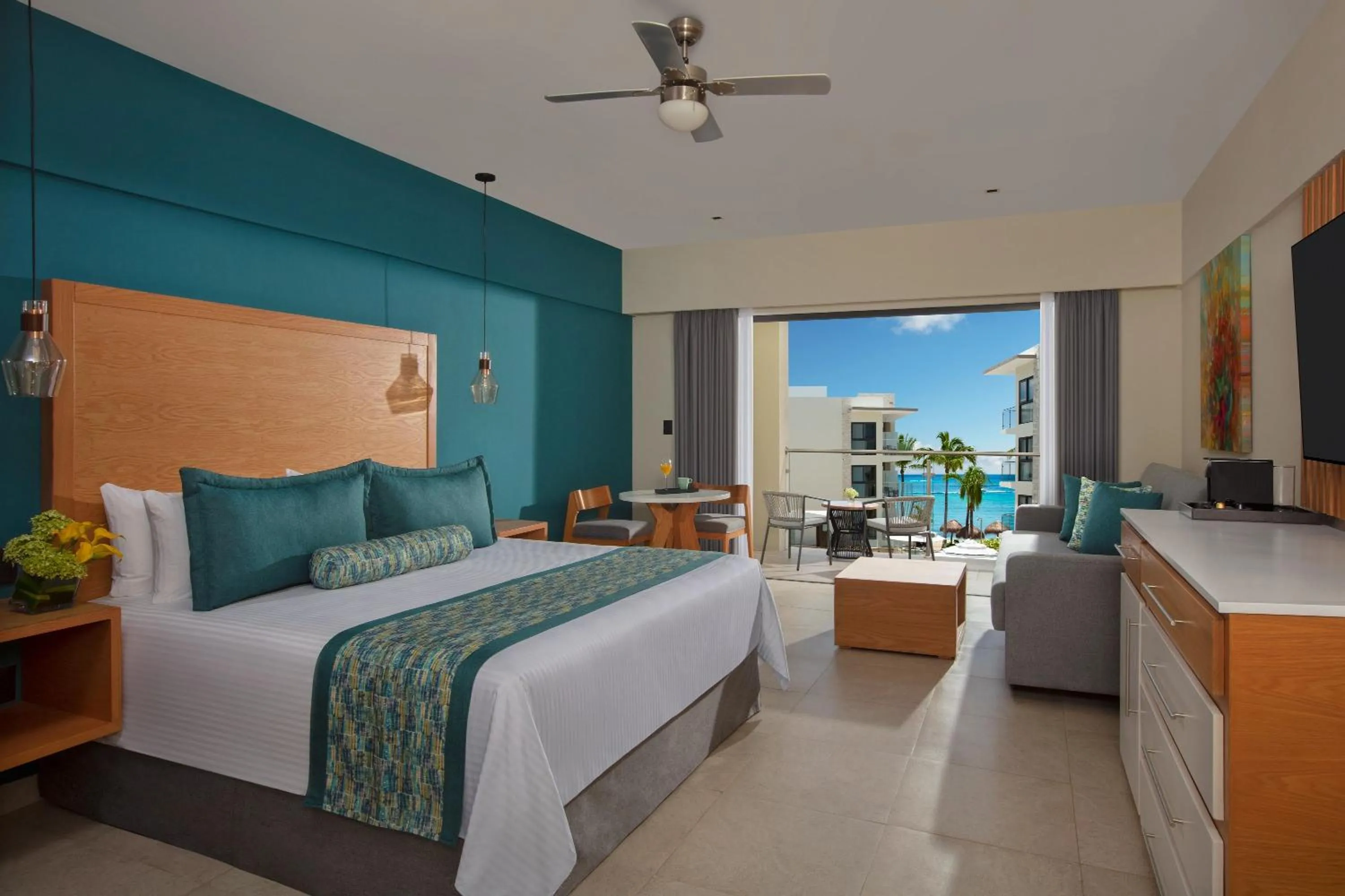 Bedroom, Bed in Dreams Cozumel Cape Resort & Spa