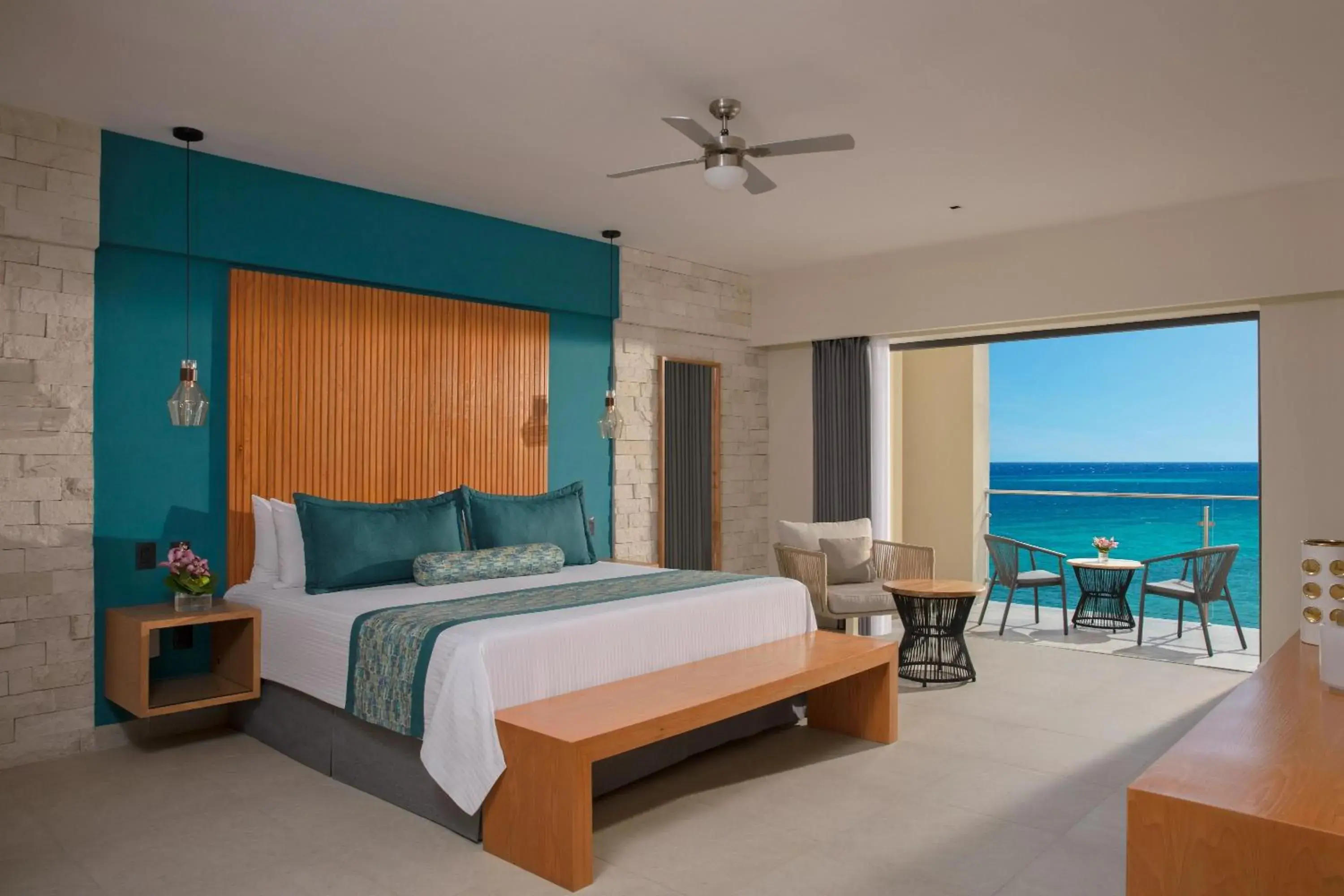 Master Suite Rooftop Ocean Front Suite with Plunge Pool in Dreams Cozumel Cape Resort & Spa Master Suite Rooftop Ocean Front Suite with Plunge Pool in Dreams Cozumel Cape Resort & Spa