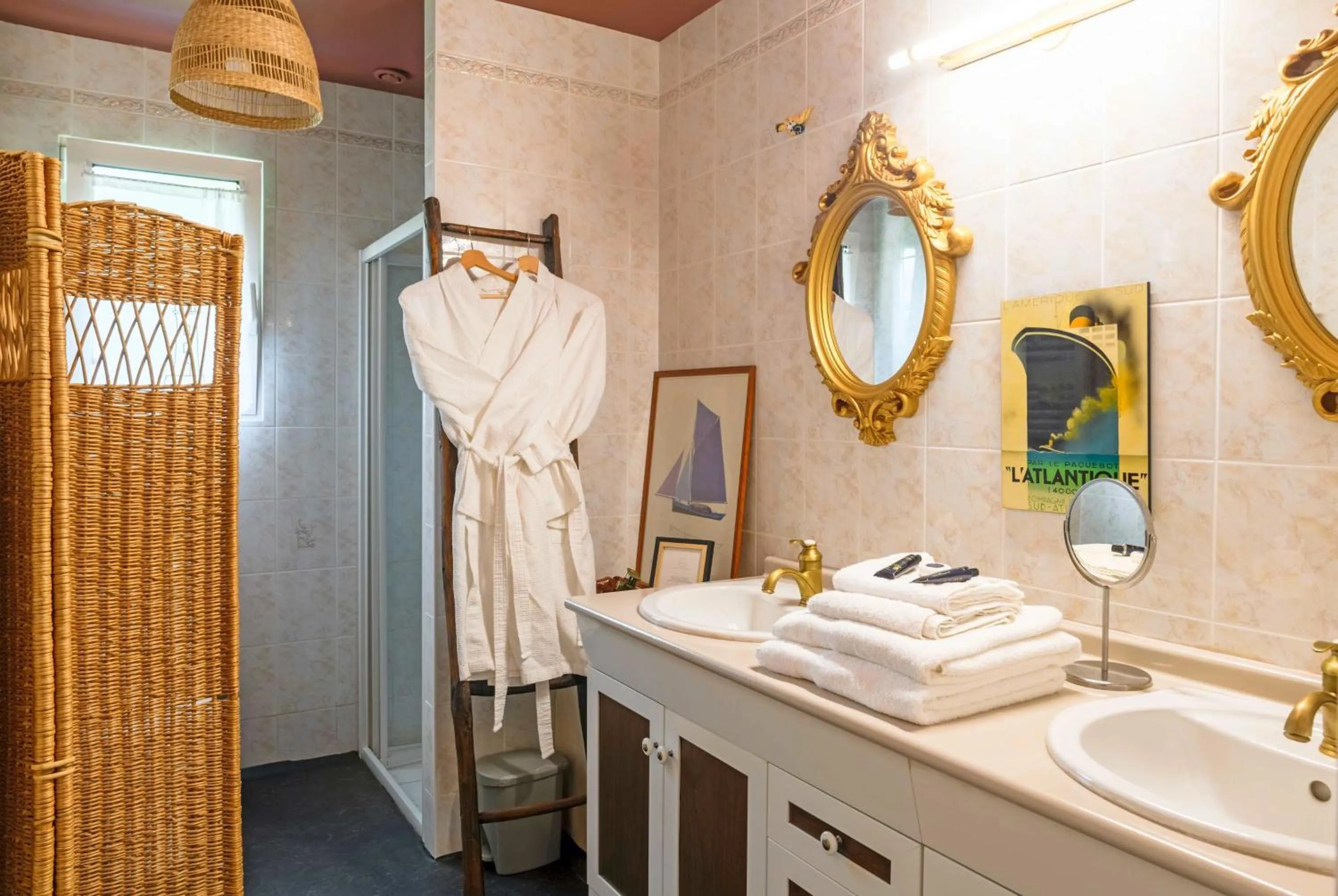 Bathroom in Les Pierres Bleues