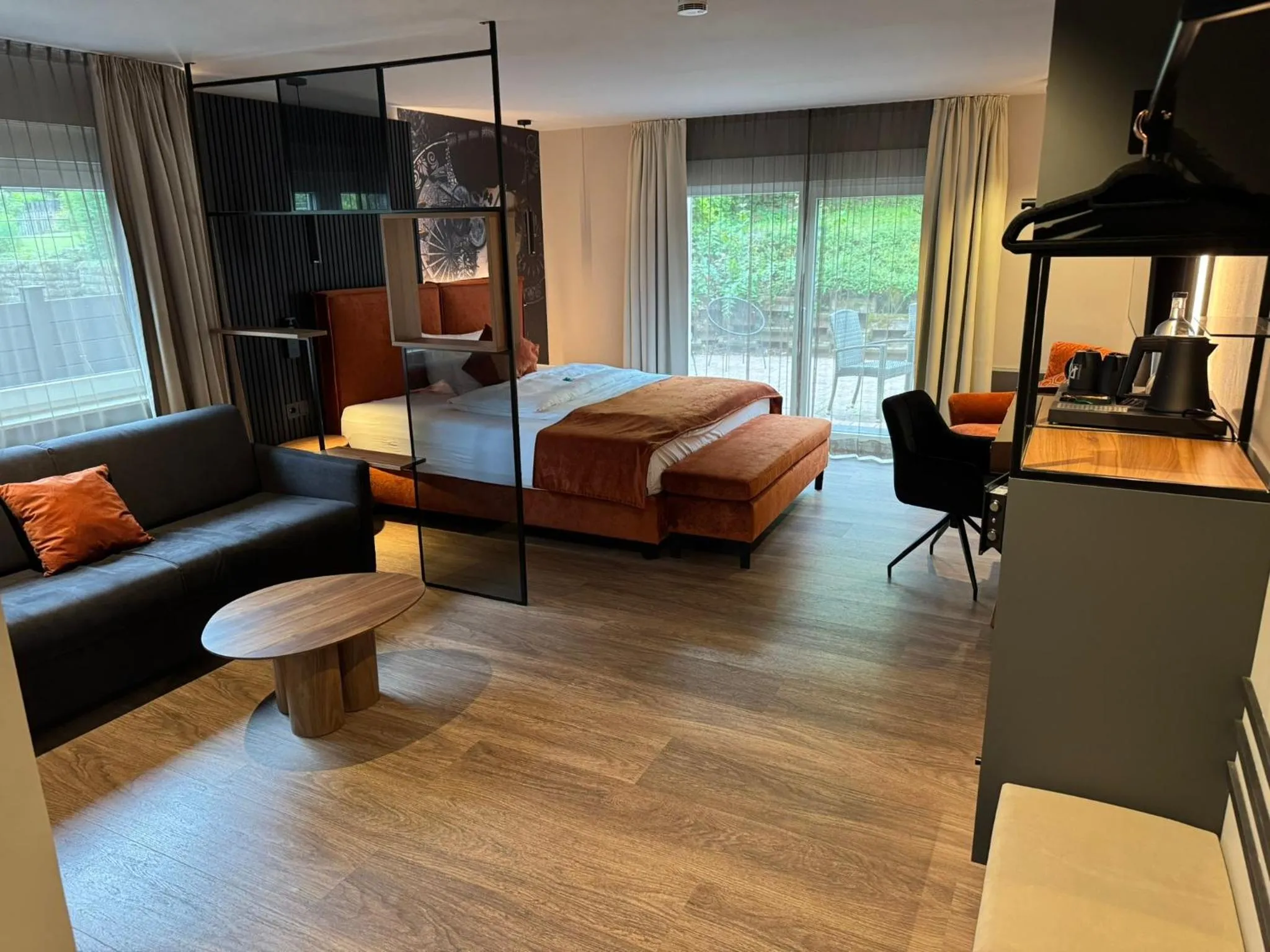 Bedroom, Bed in REINHARDTs HOTEL