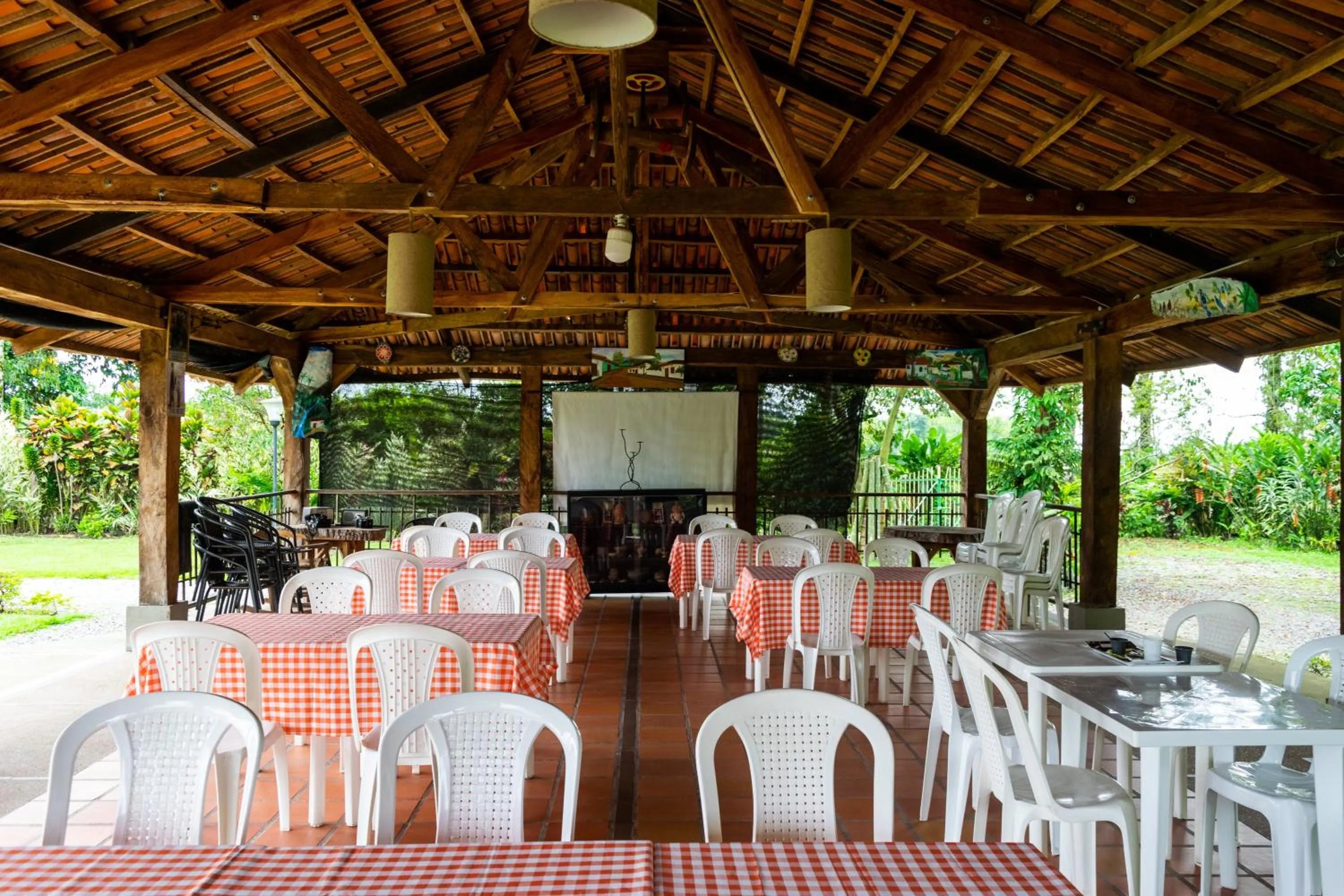 Restaurant/places to eat in Hotel Eden Parque del Cafe