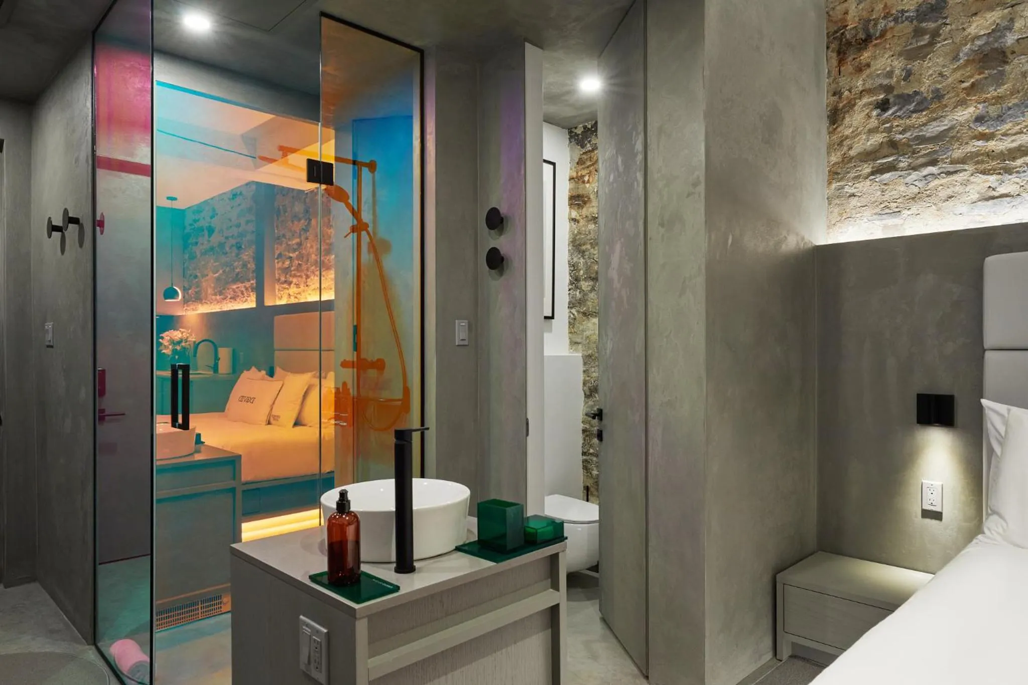 Shower in David Hotel