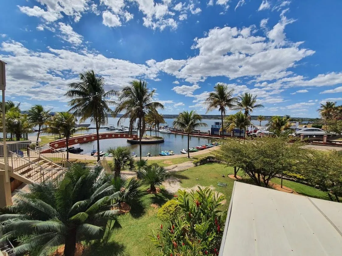 Lake Side Apart Hotel