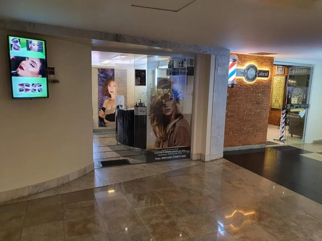 Lake Side Apart Hotel