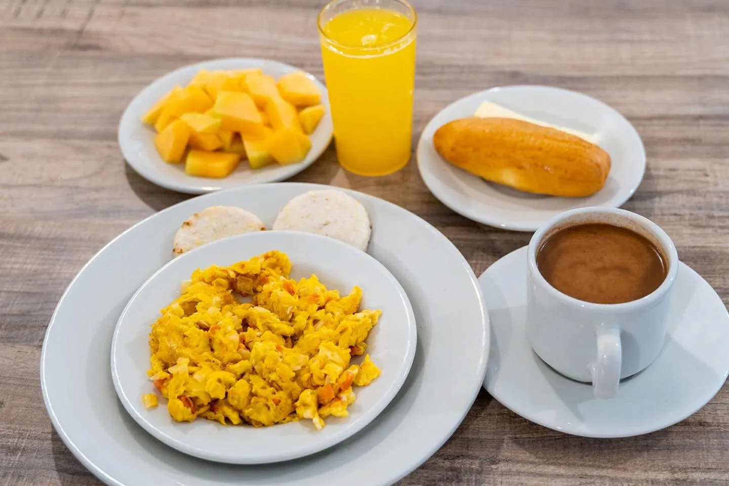 Breakfast in Ayenda Acacia