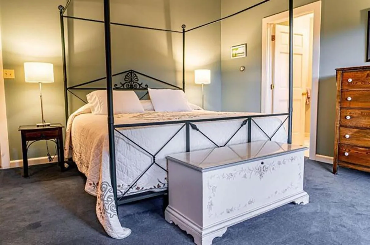 Bed in Point Au Roche Lodge