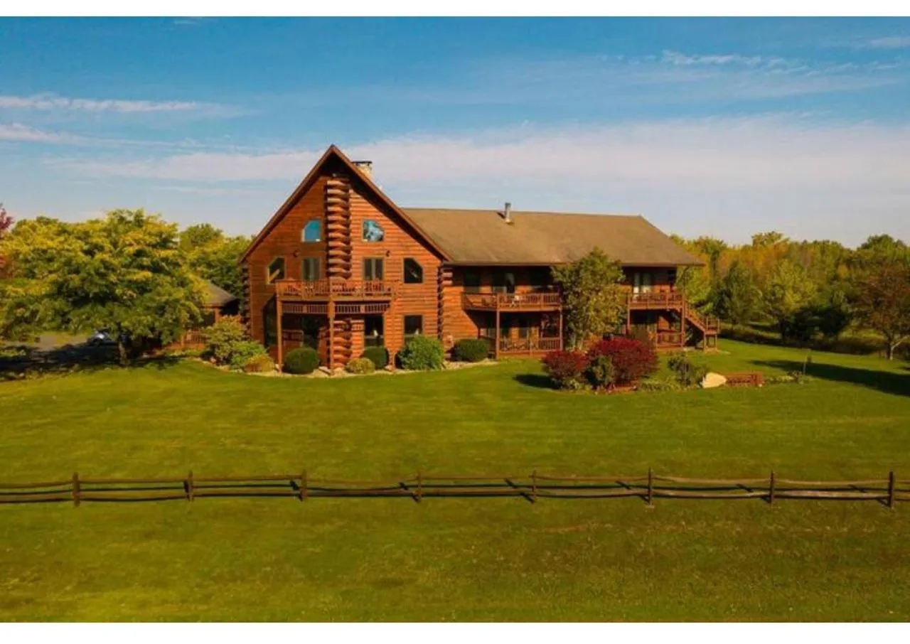 Point Au Roche Lodge