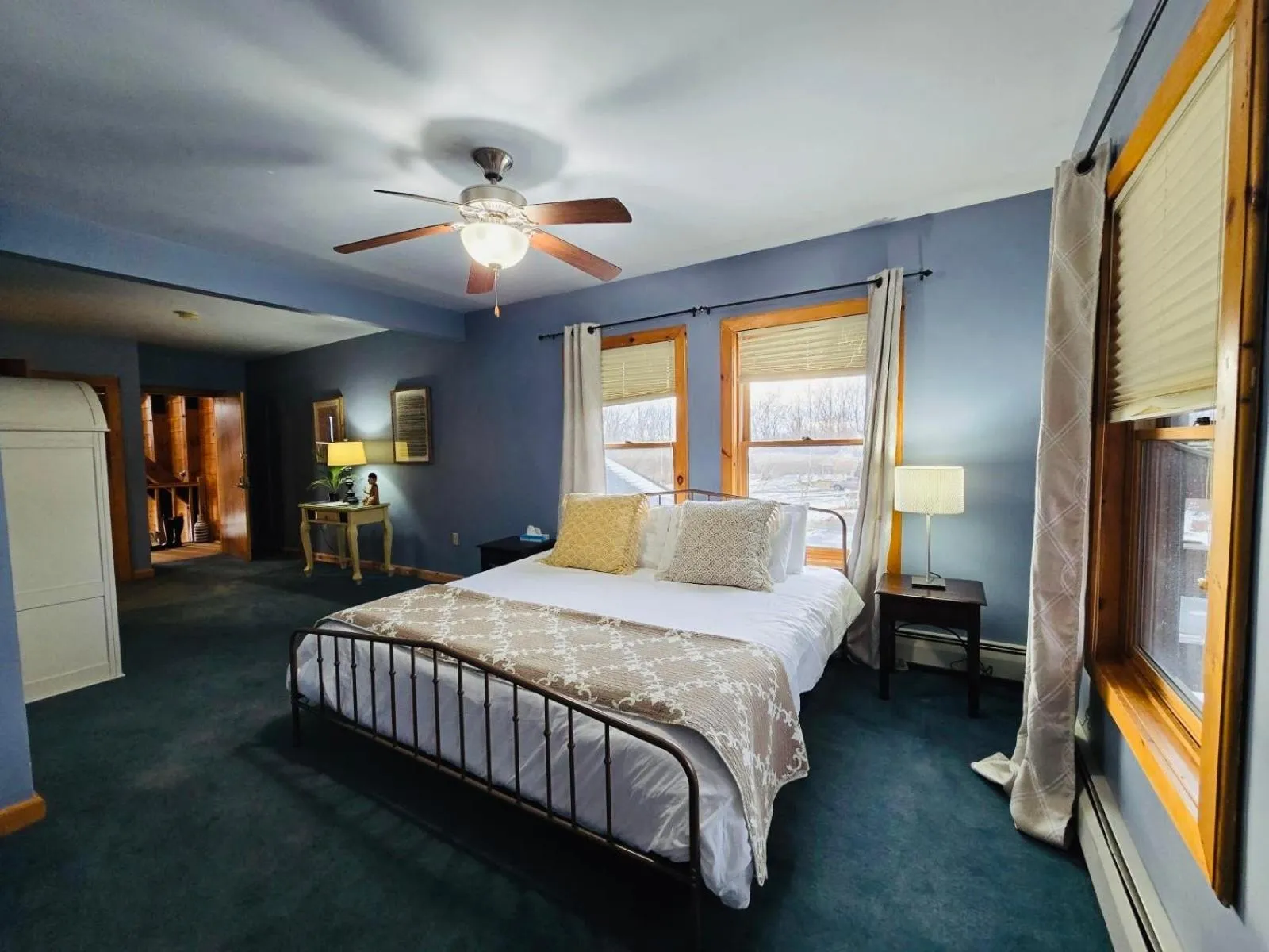 Bed in Point Au Roche Lodge