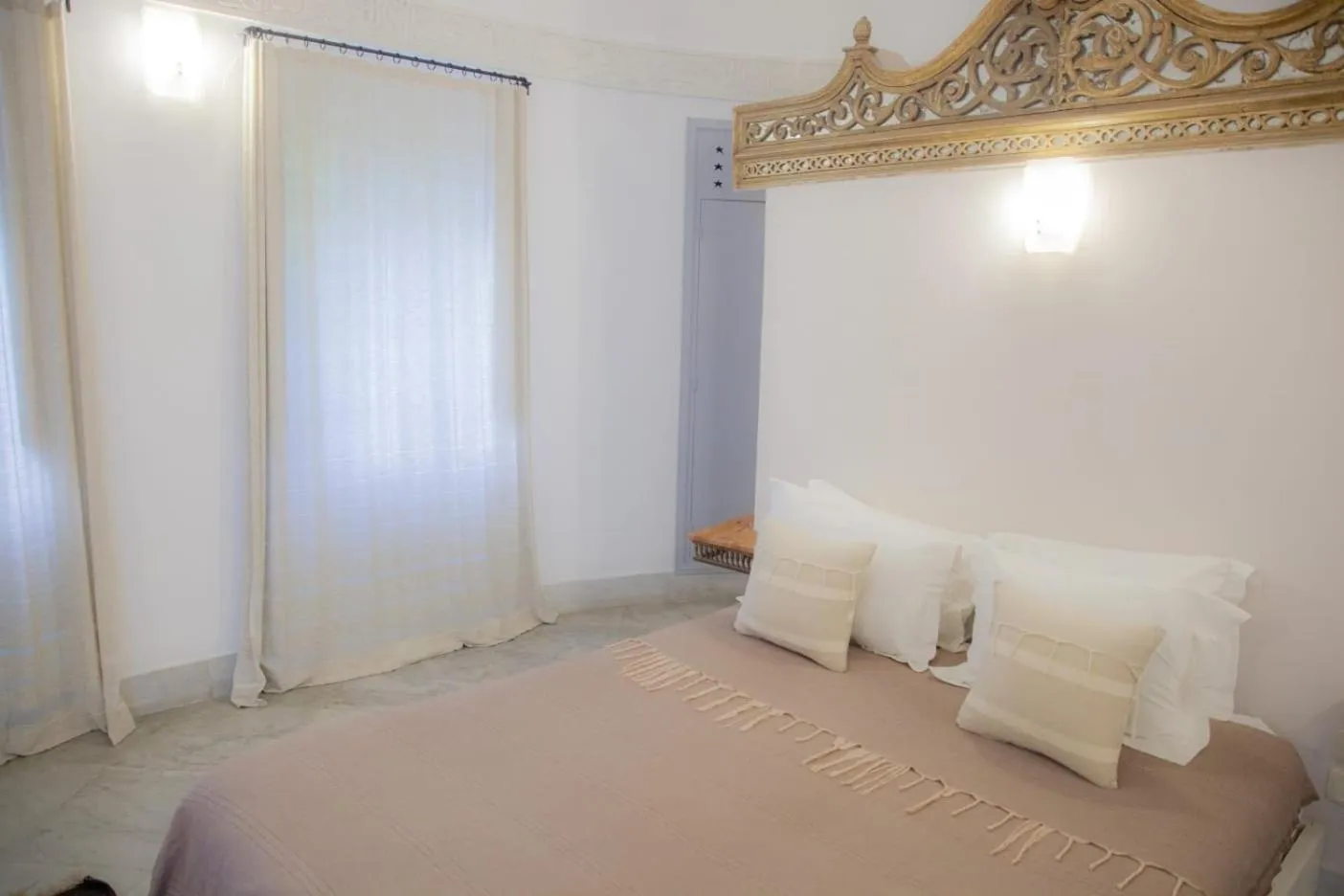 Photo of the whole room, Bed in Dar El Médina