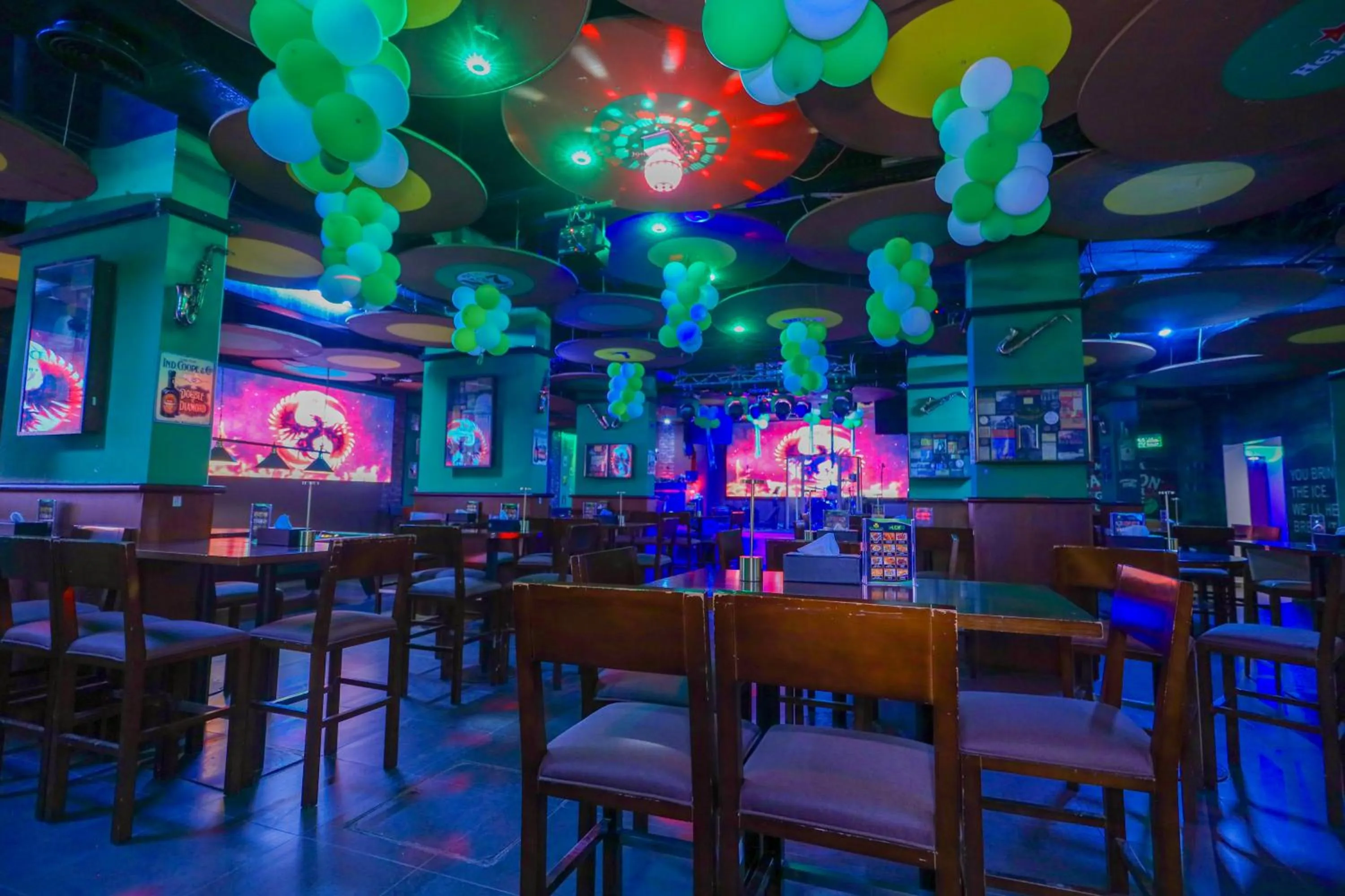 Nightclub / DJ in Ramee Palace Hotel