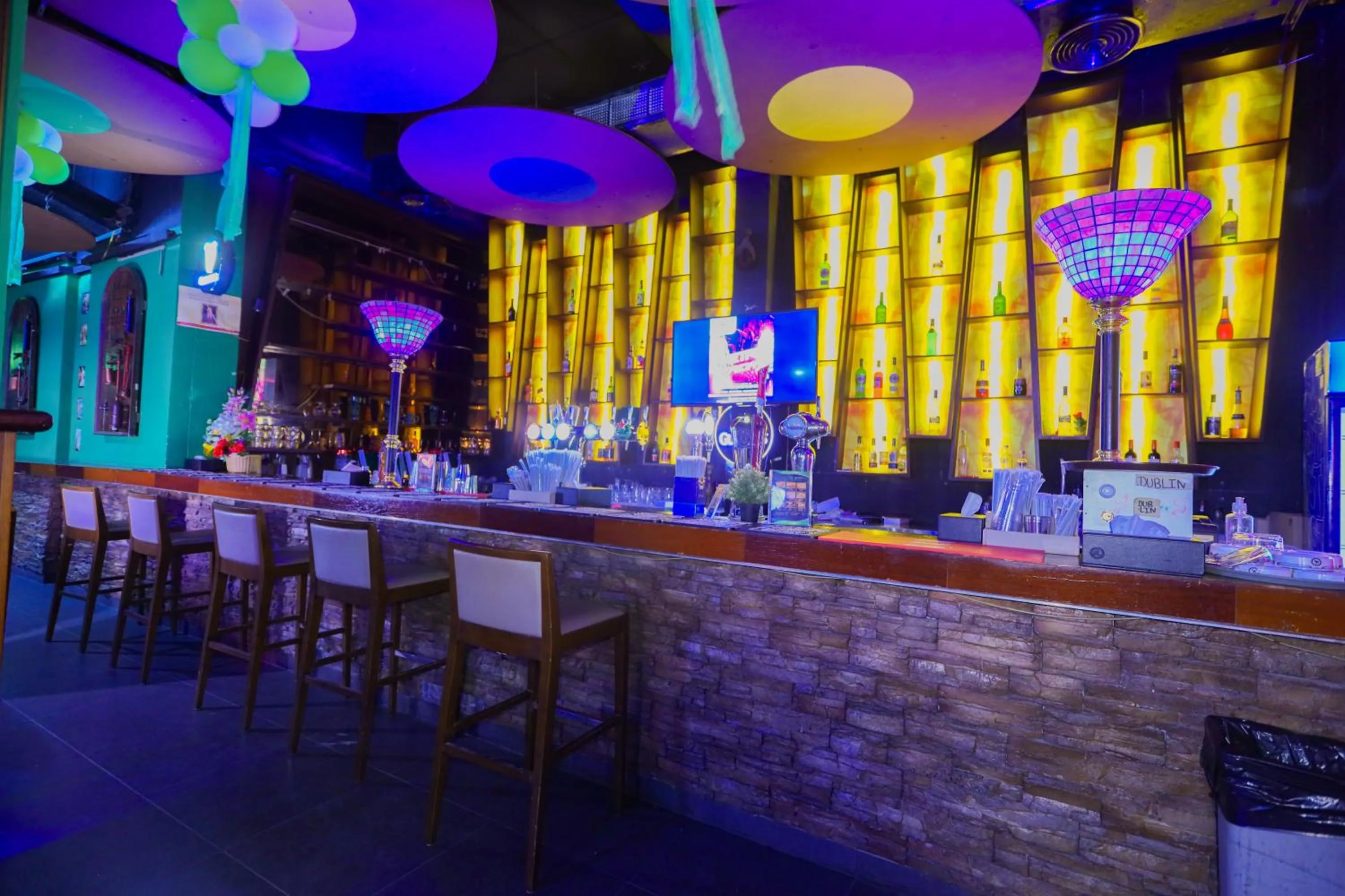 Restaurant/places to eat in Ramee Palace Hotel