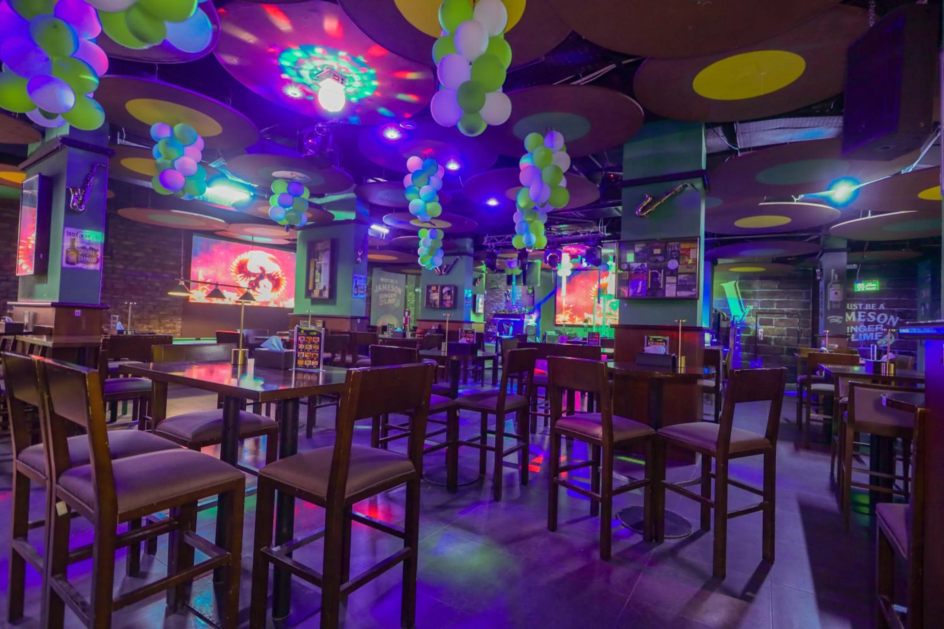 Nightclub / DJ in Ramee Palace Hotel