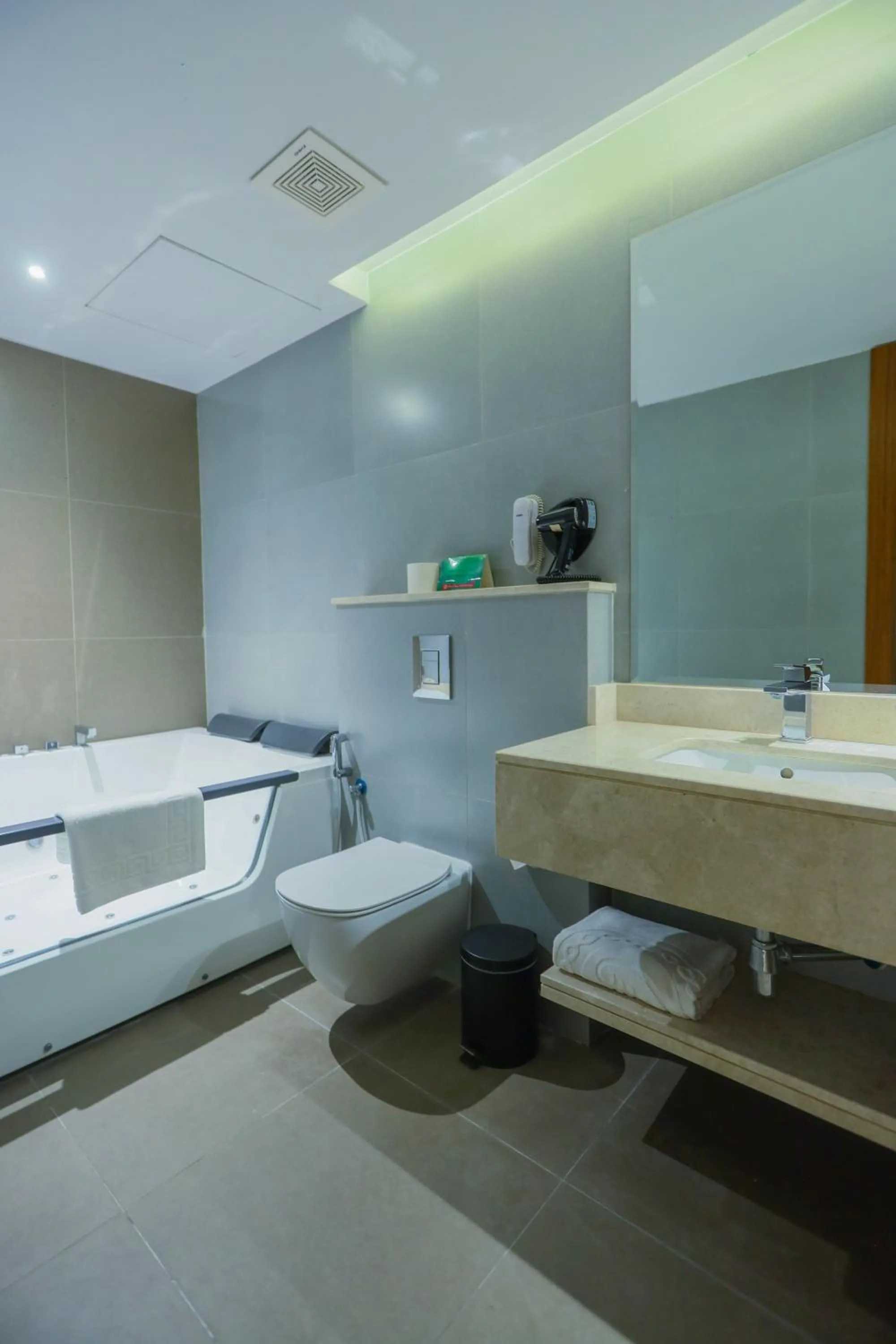 Bathroom in Ramee Palace Hotel