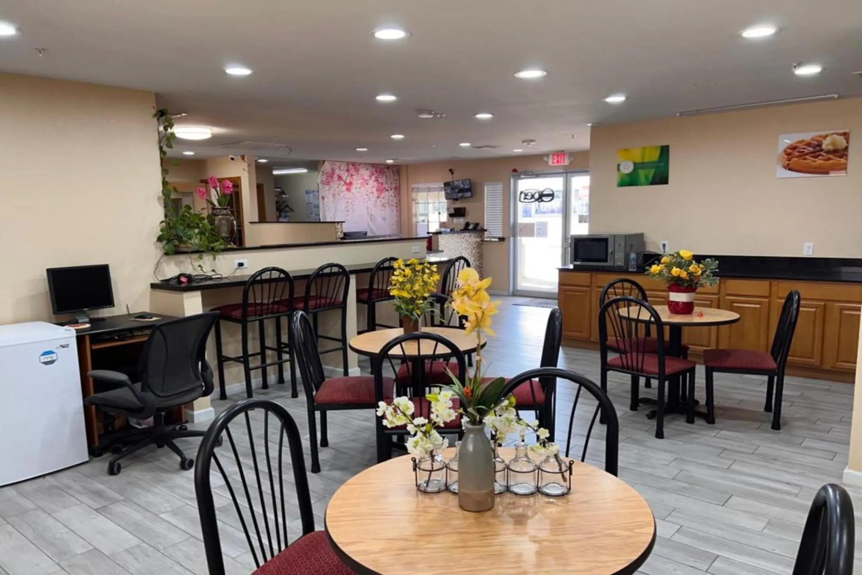 Restaurant/places to eat in Cambridge Inn Restaurant/places to eat in Cambridge Inn