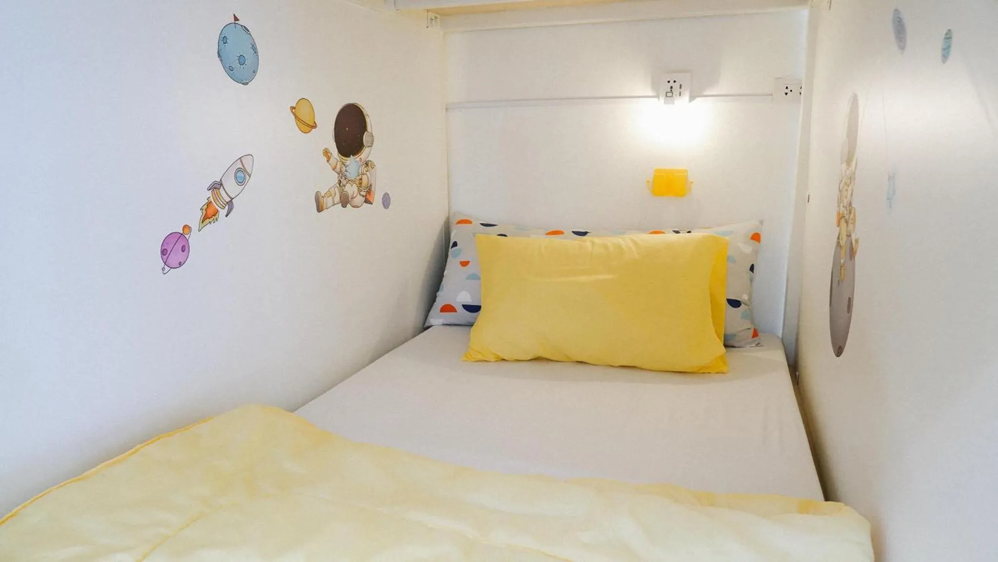 Bloomin' Moon hostel & cafe, Chiang Mai Old Town
