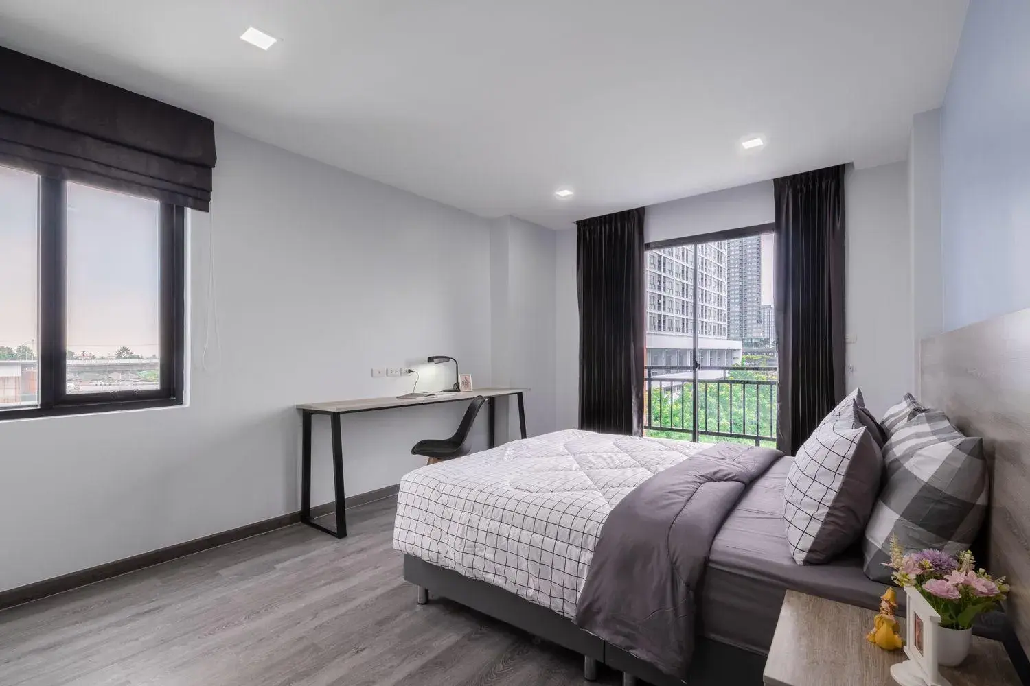 Superior Queen Room - single occupancy in Aqua Residences อควา เรสซิเดนซ์ ห้องพักใหม่ให้เช่า ติดรถไฟฟ้าสถานีวุฒากาศ Superior Queen Room - single occupancy in Aqua Residences อควา เรสซิเดนซ์ ห้องพักใหม่ให้เช่า ติดรถไฟฟ้าสถานีวุฒากาศ