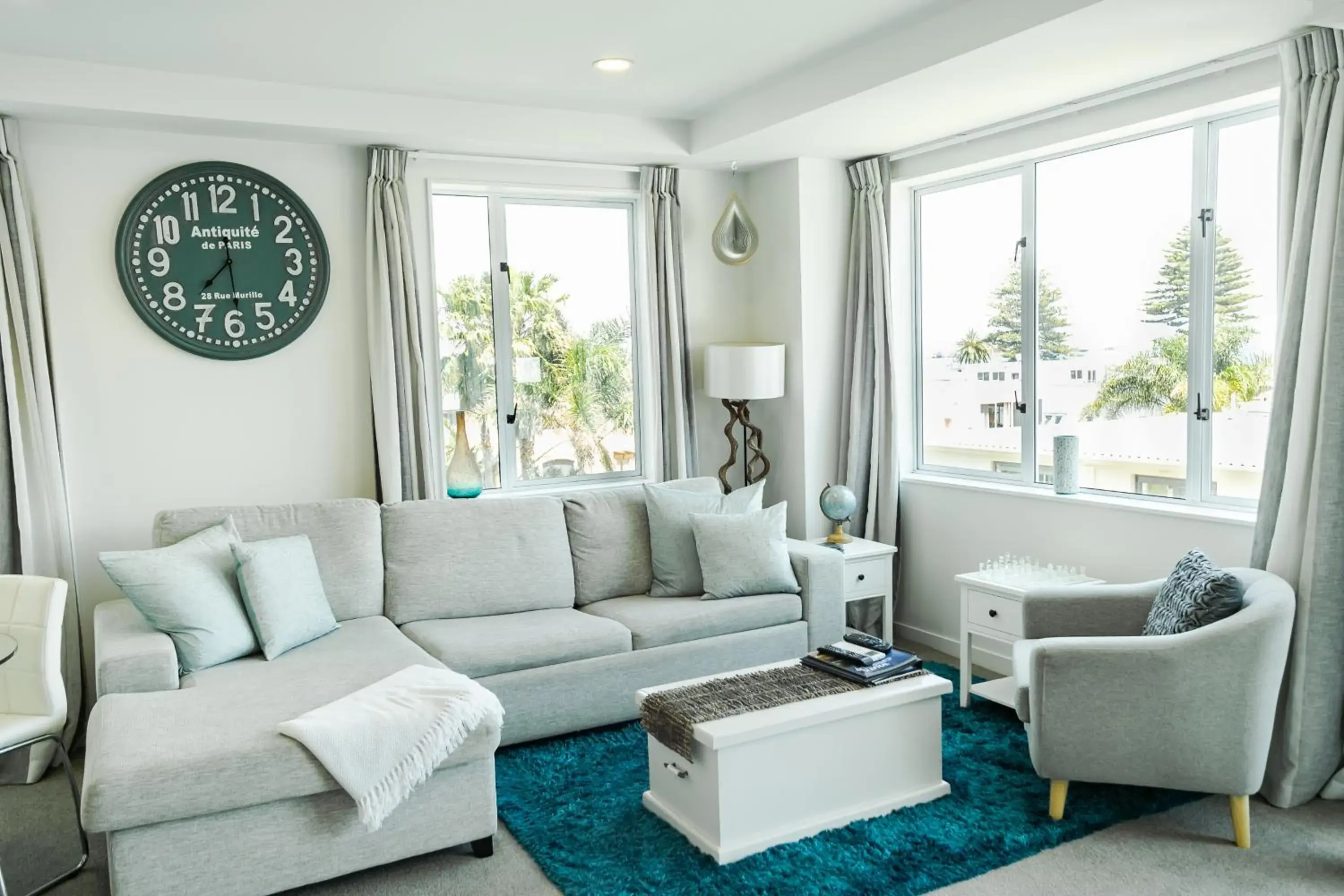 One-Bedroom Apartment with Harbor View in Beaumont Apartments One-Bedroom Apartment with Harbor View in Beaumont Apartments