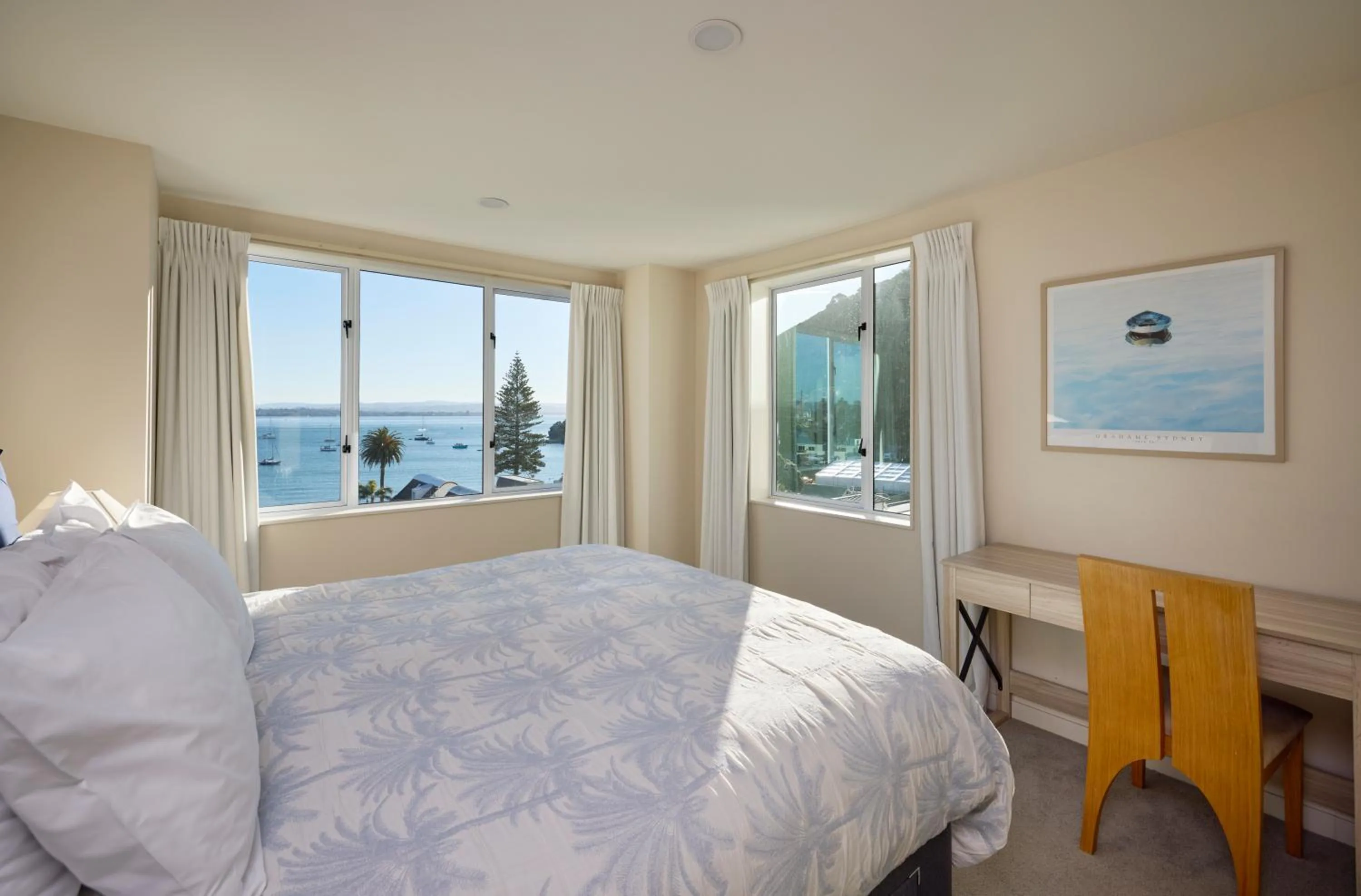 Bed in Beaumont Apartments