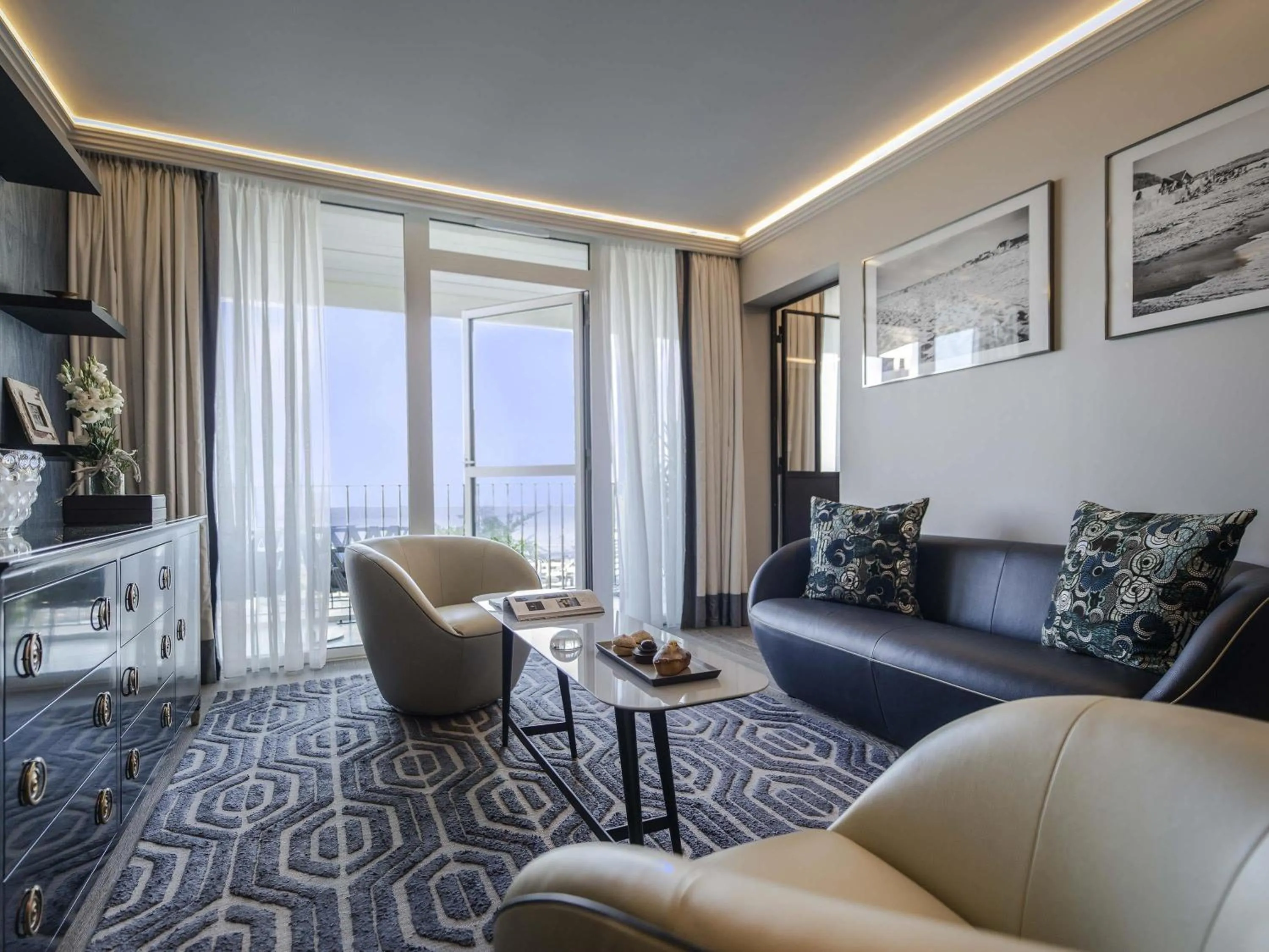 Bedroom in La Grande Terrasse Hotel & Spa La Rochelle - MGallery Collection