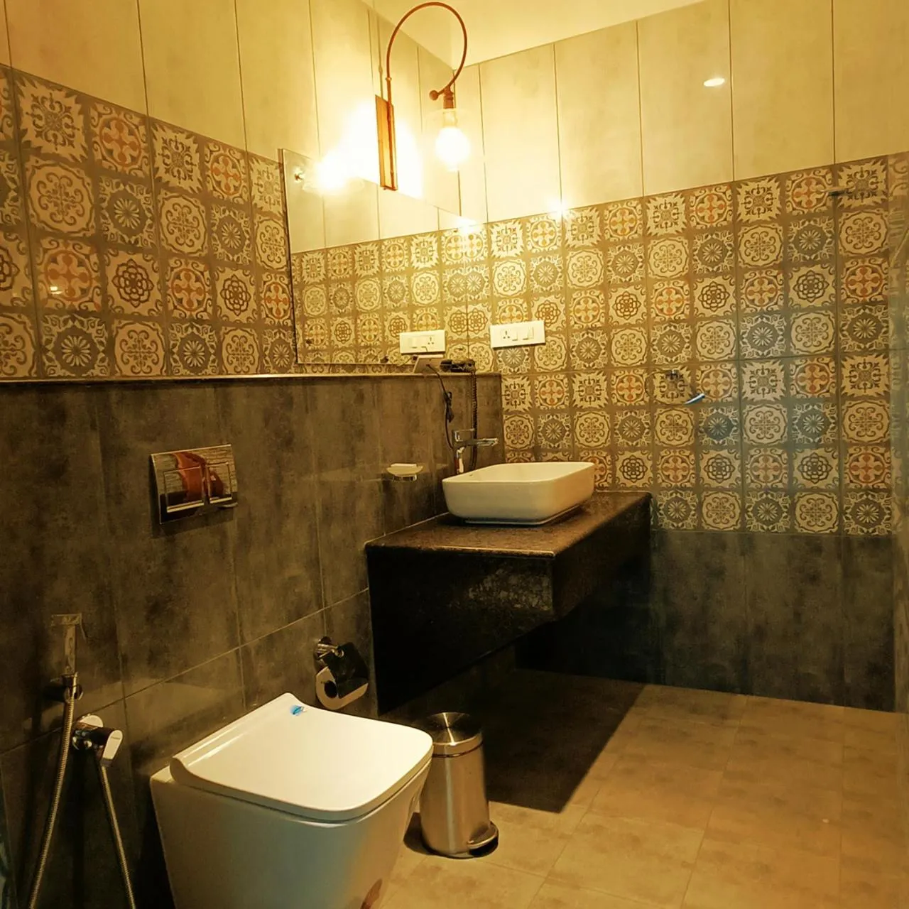 Toilet in Napier Heritage By Velvet Hotels