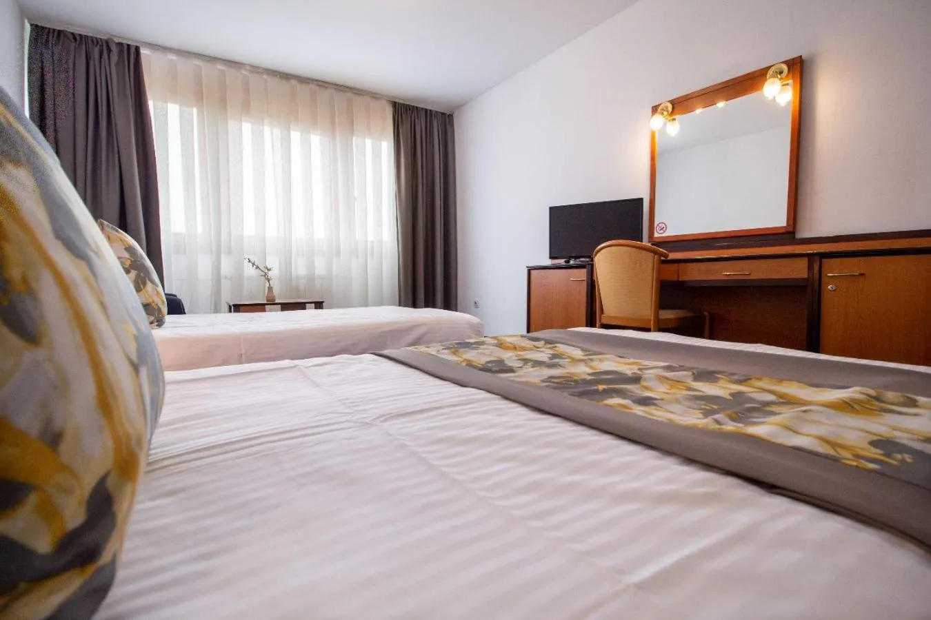 Bed in Hotel Novi Zagreb