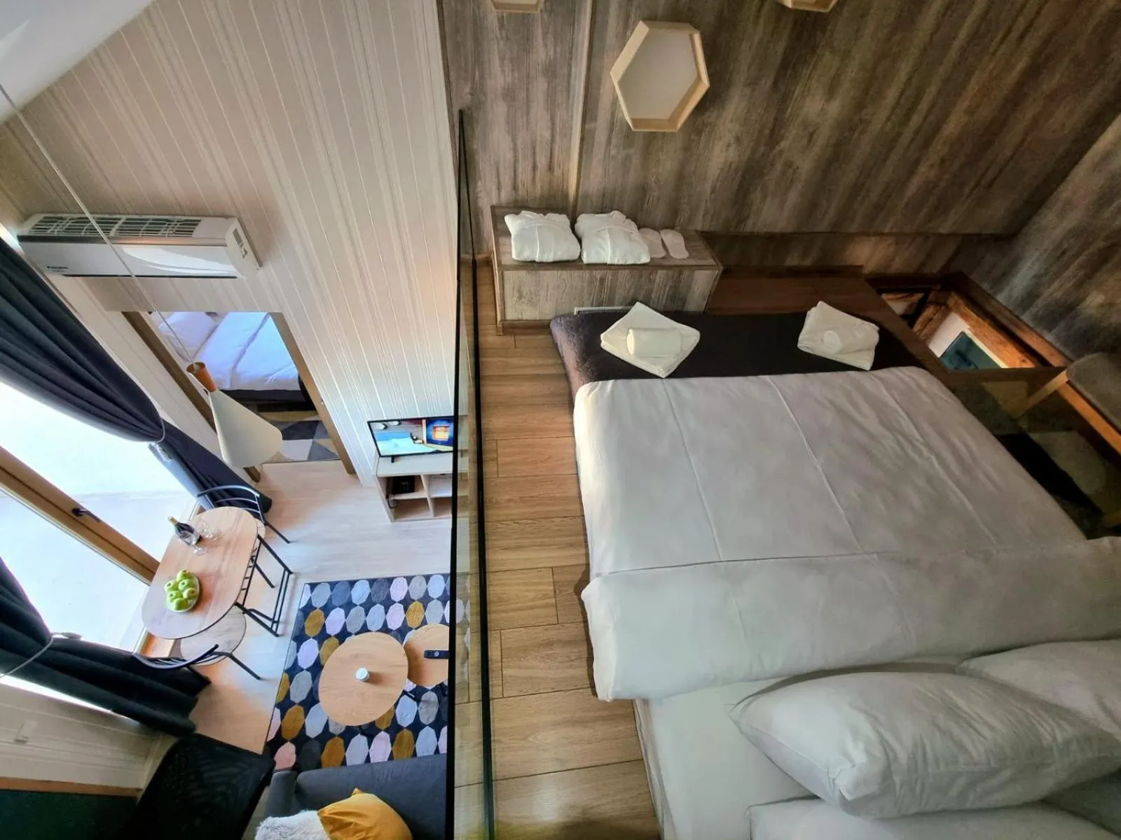 Bed in BOUTIQUE Hotel ENTRY E