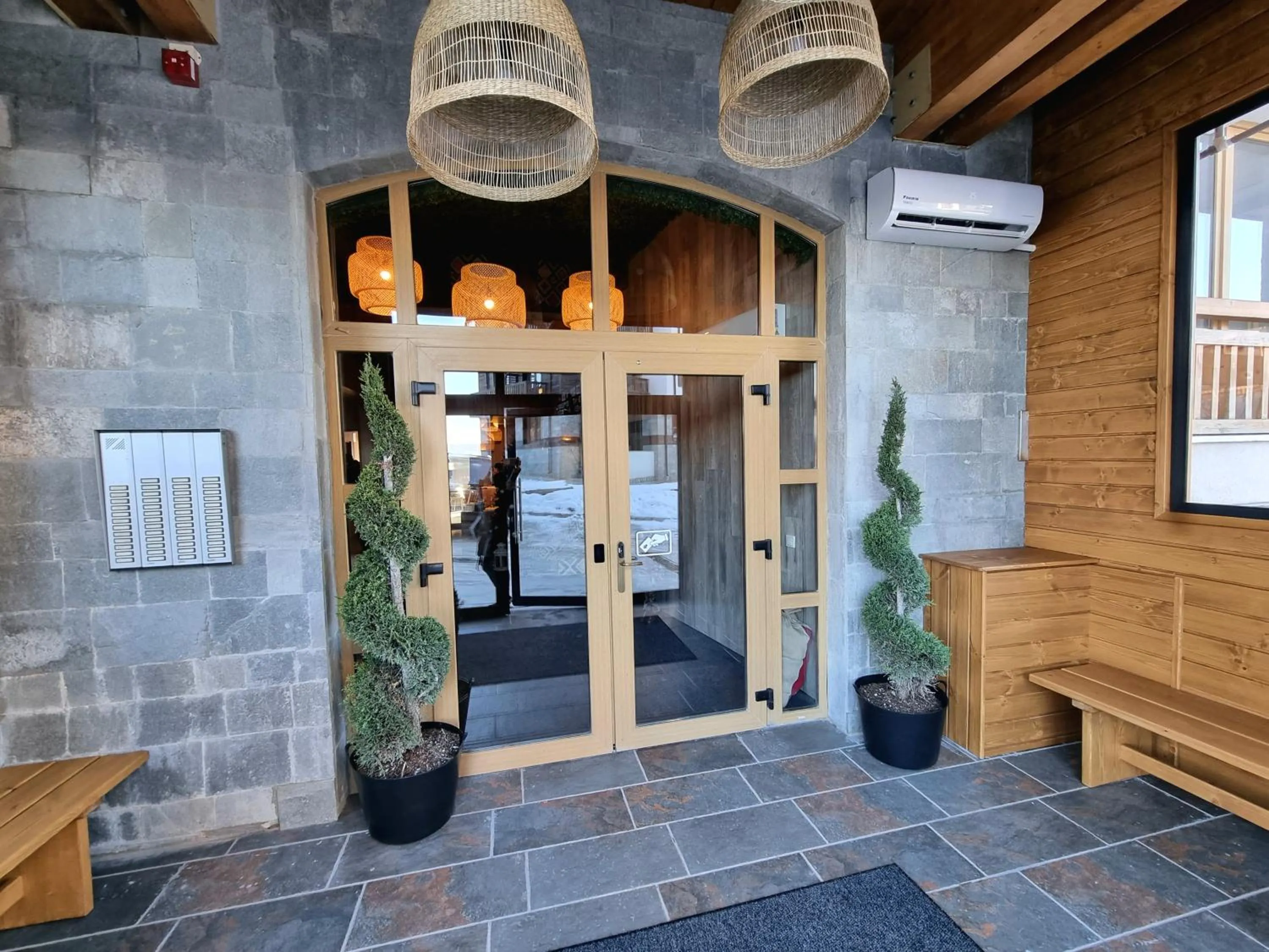 Facade/entrance in BOUTIQUE Hotel ENTRY E