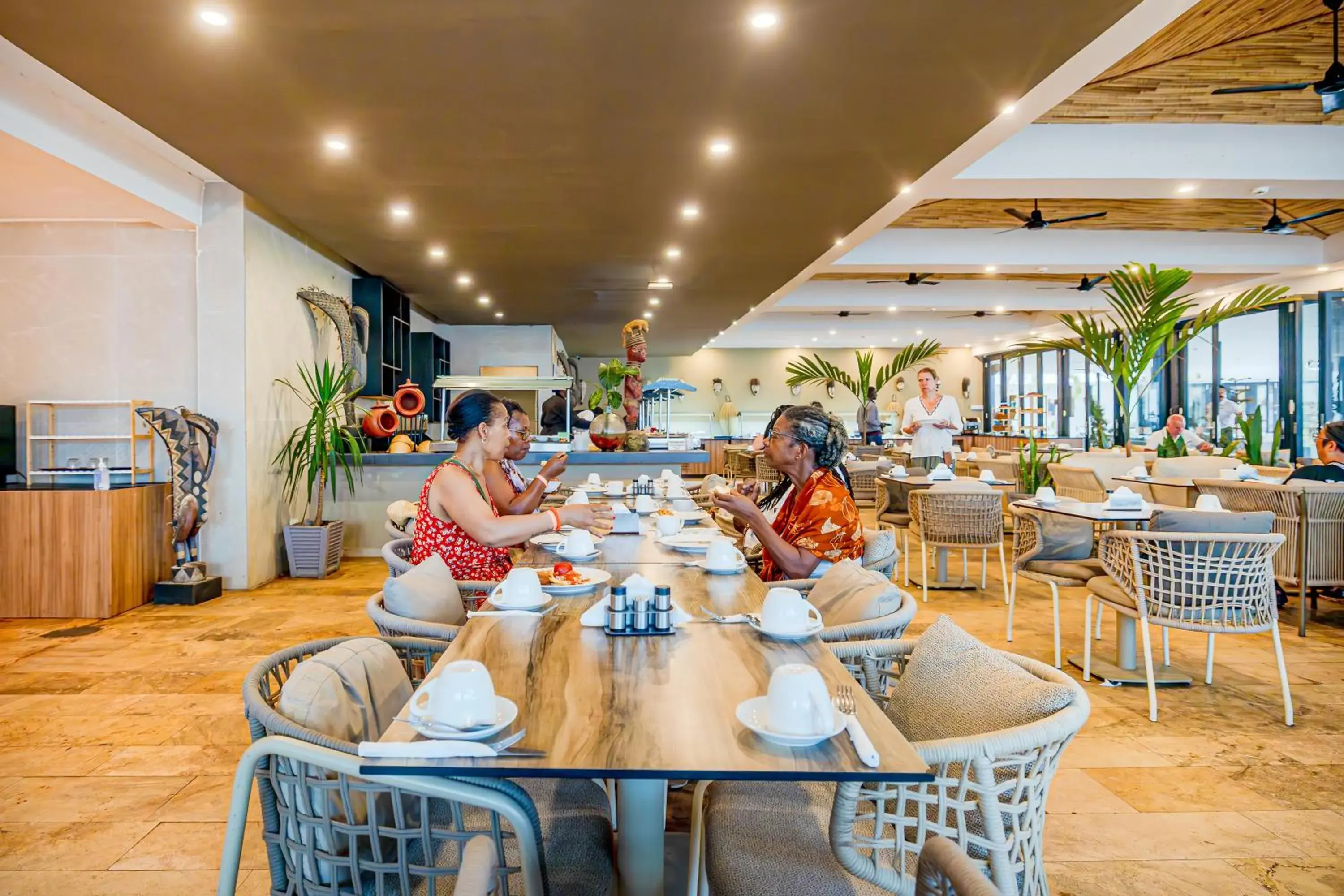 Restaurant/places to eat in Kombo Beach Resort Restaurant/places to eat in Kombo Beach Resort