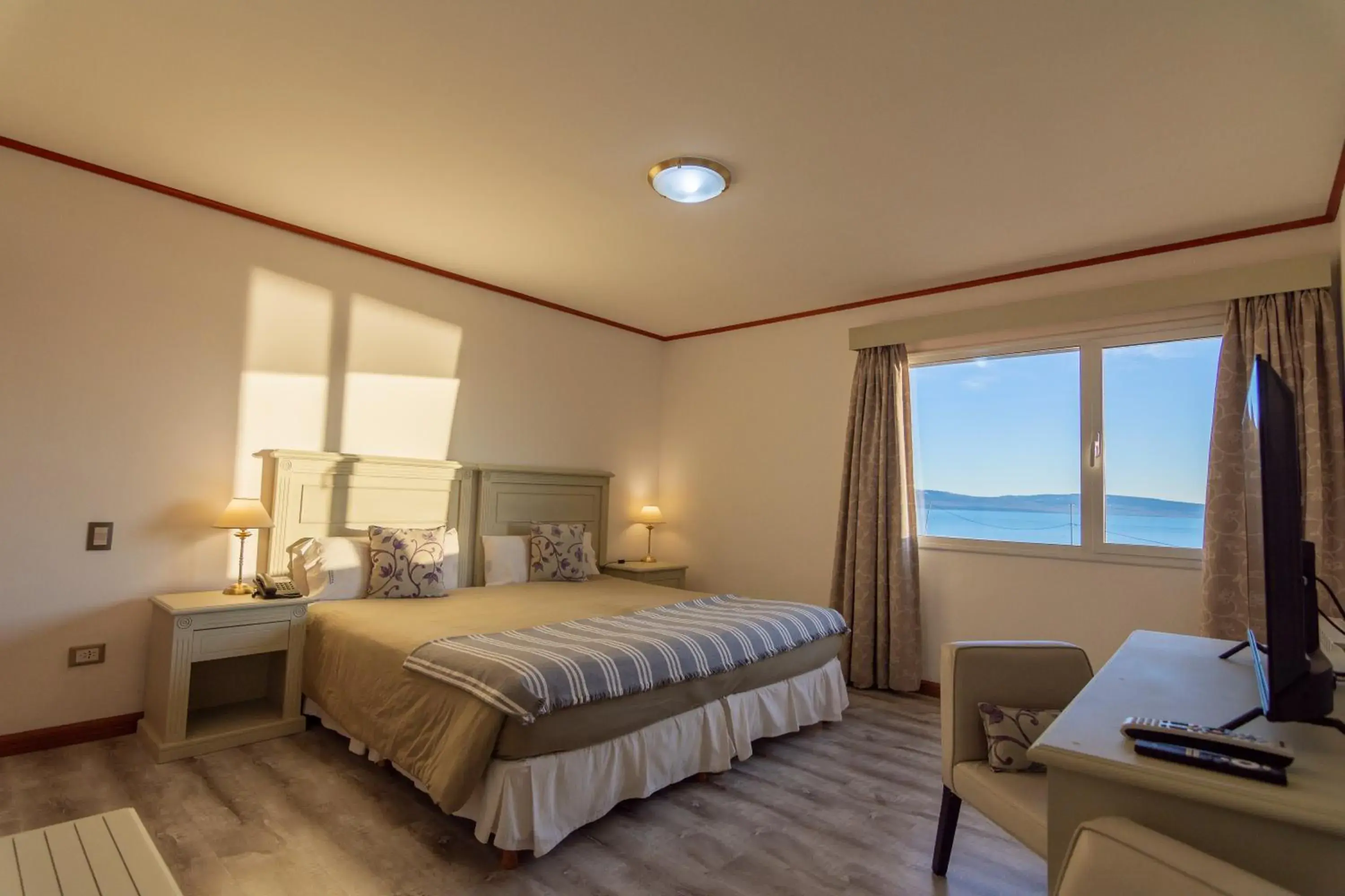 Double or Twin Room with Lake View in Edenia Hotel & Nature Double or Twin Room with Lake View in Edenia Hotel & Nature