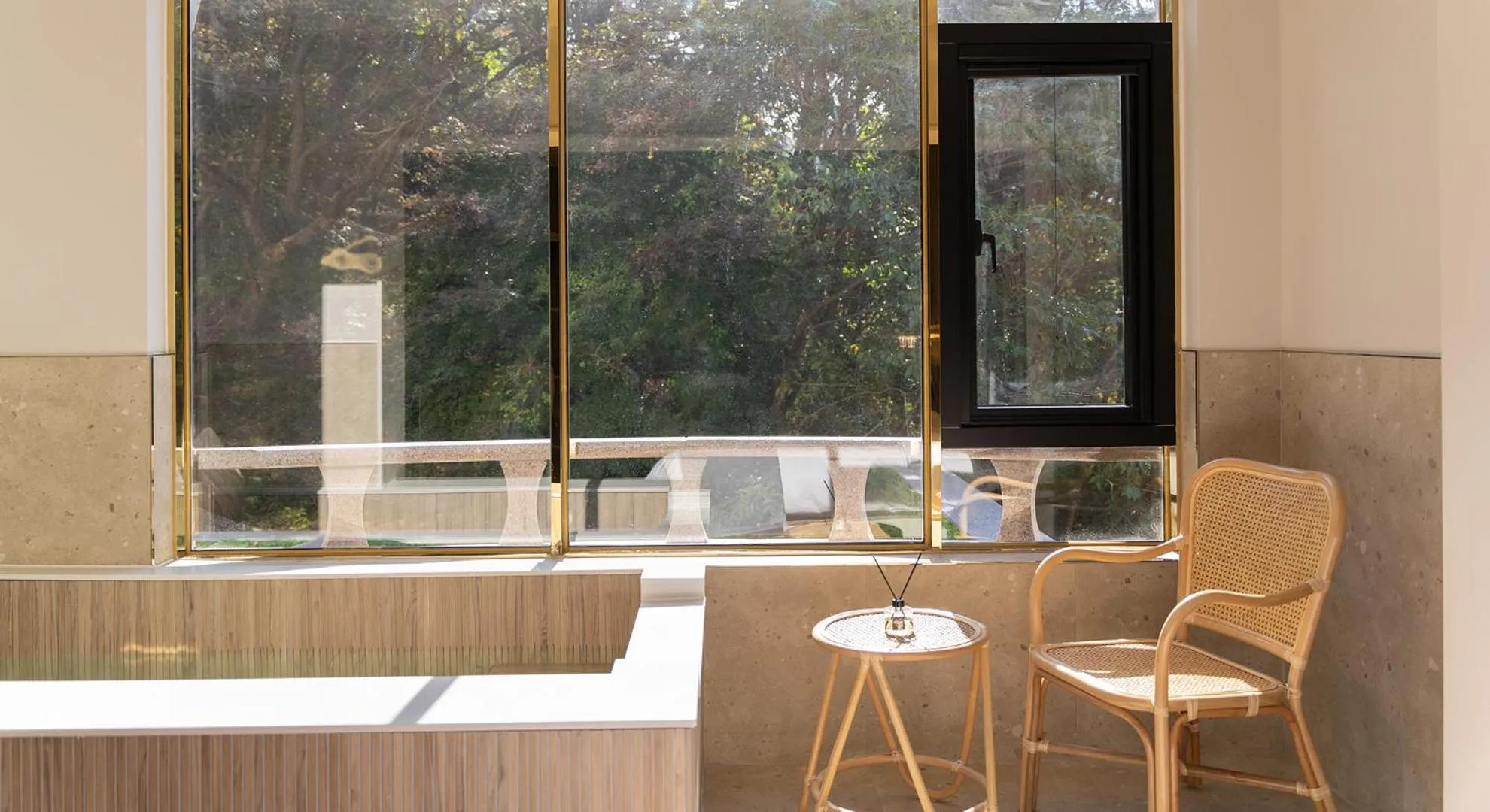 Hot Tub in Denbasta forest Hotel