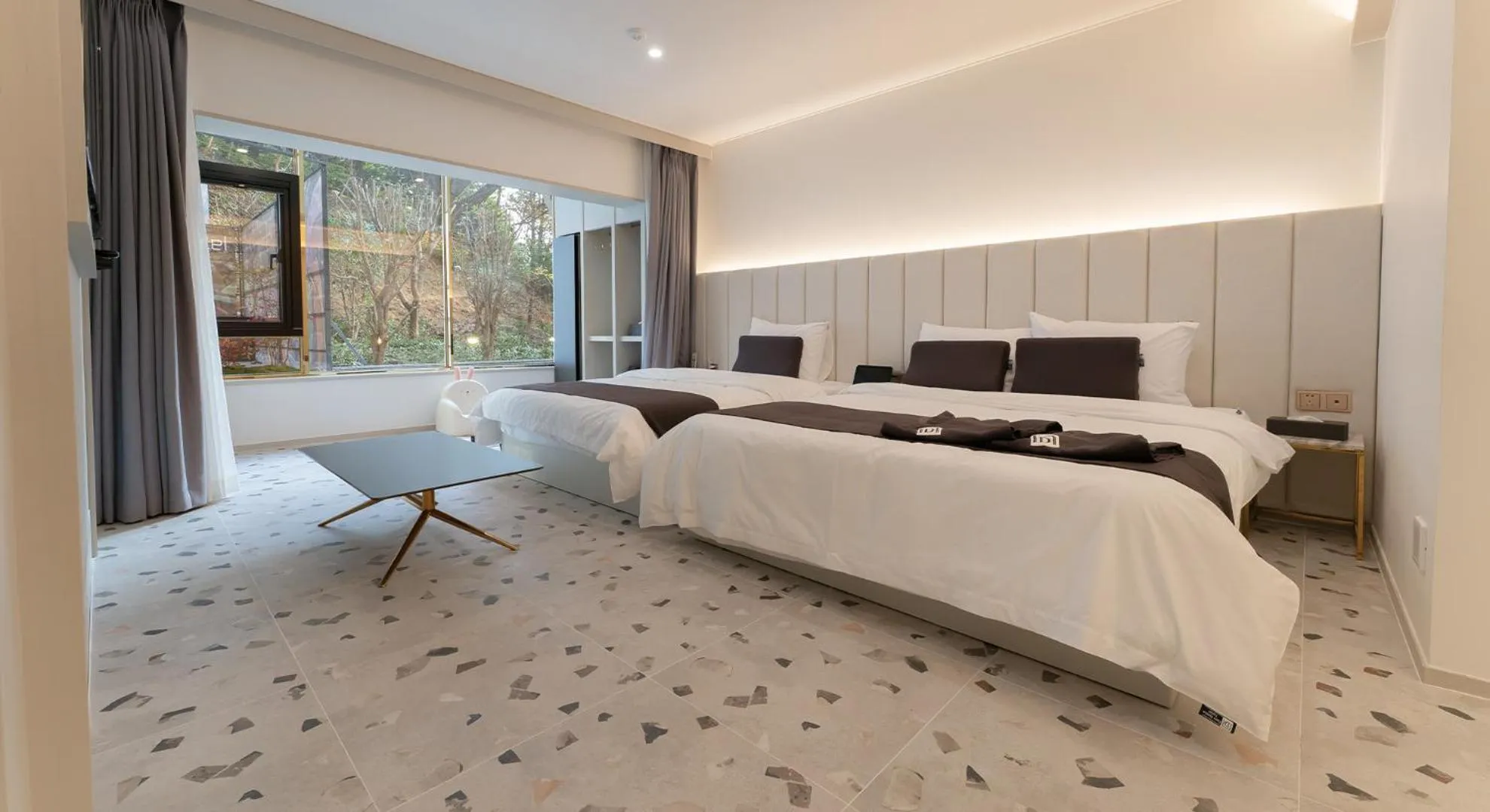 Bed in Denbasta forest Hotel