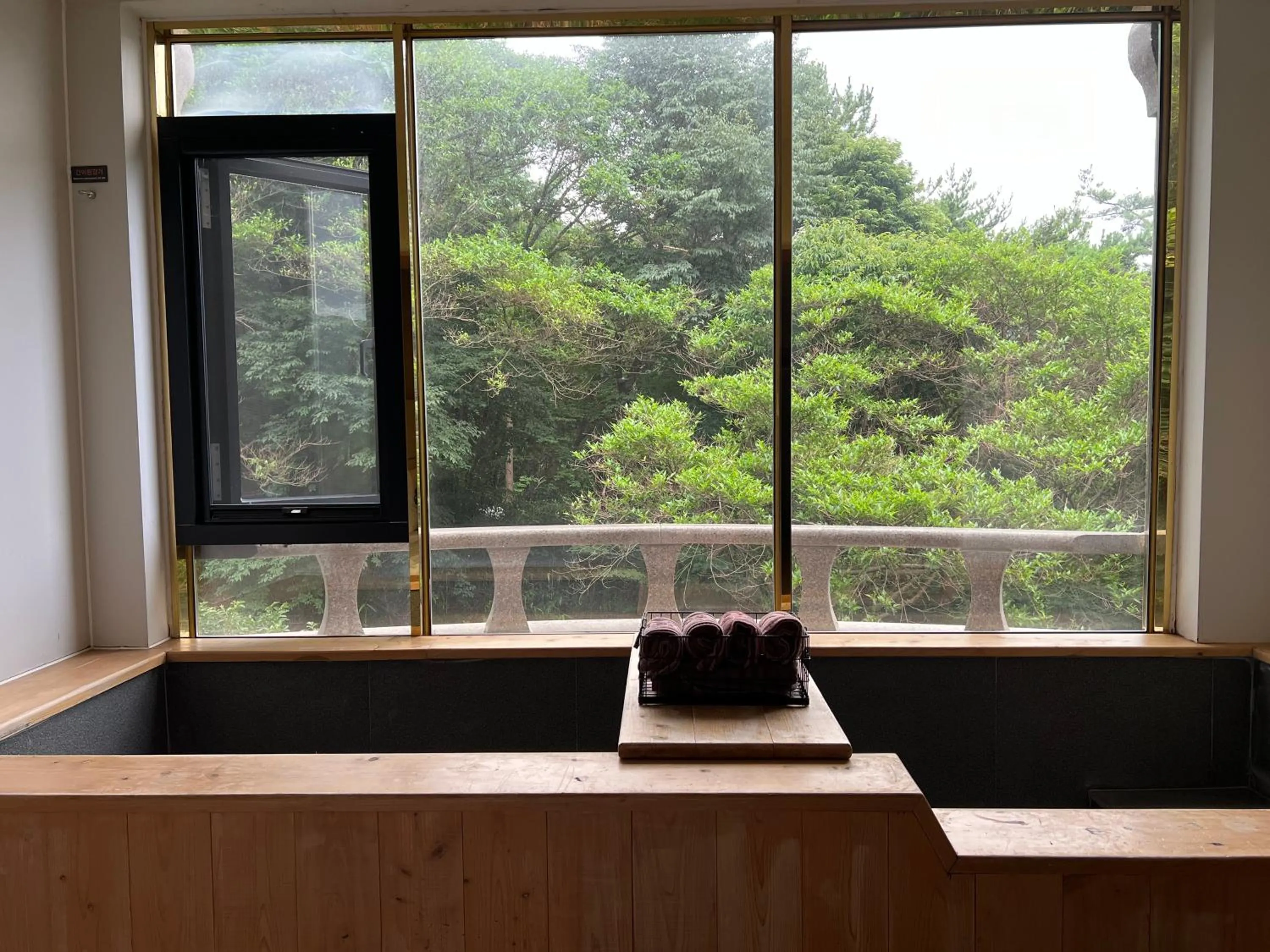 Denbasta forest Hotel