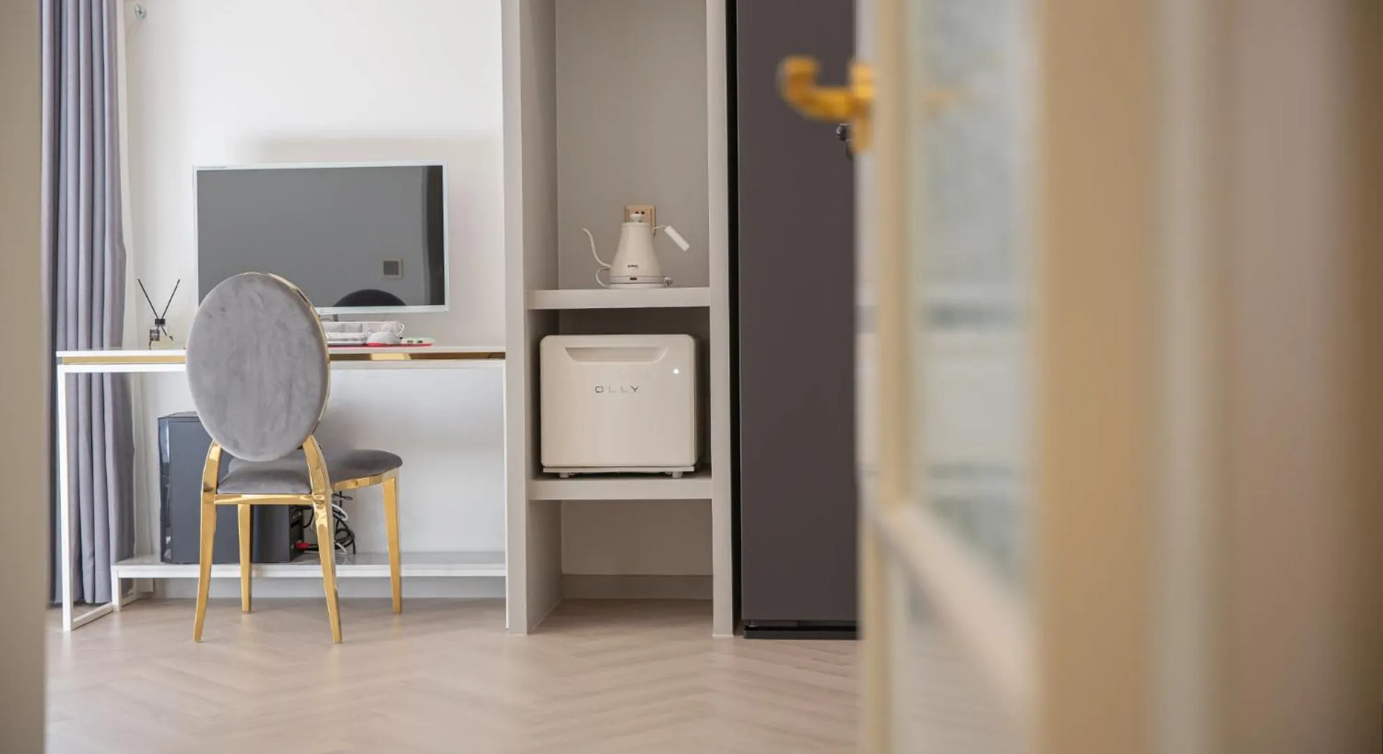 Decorative detail in Denbasta forest Hotel