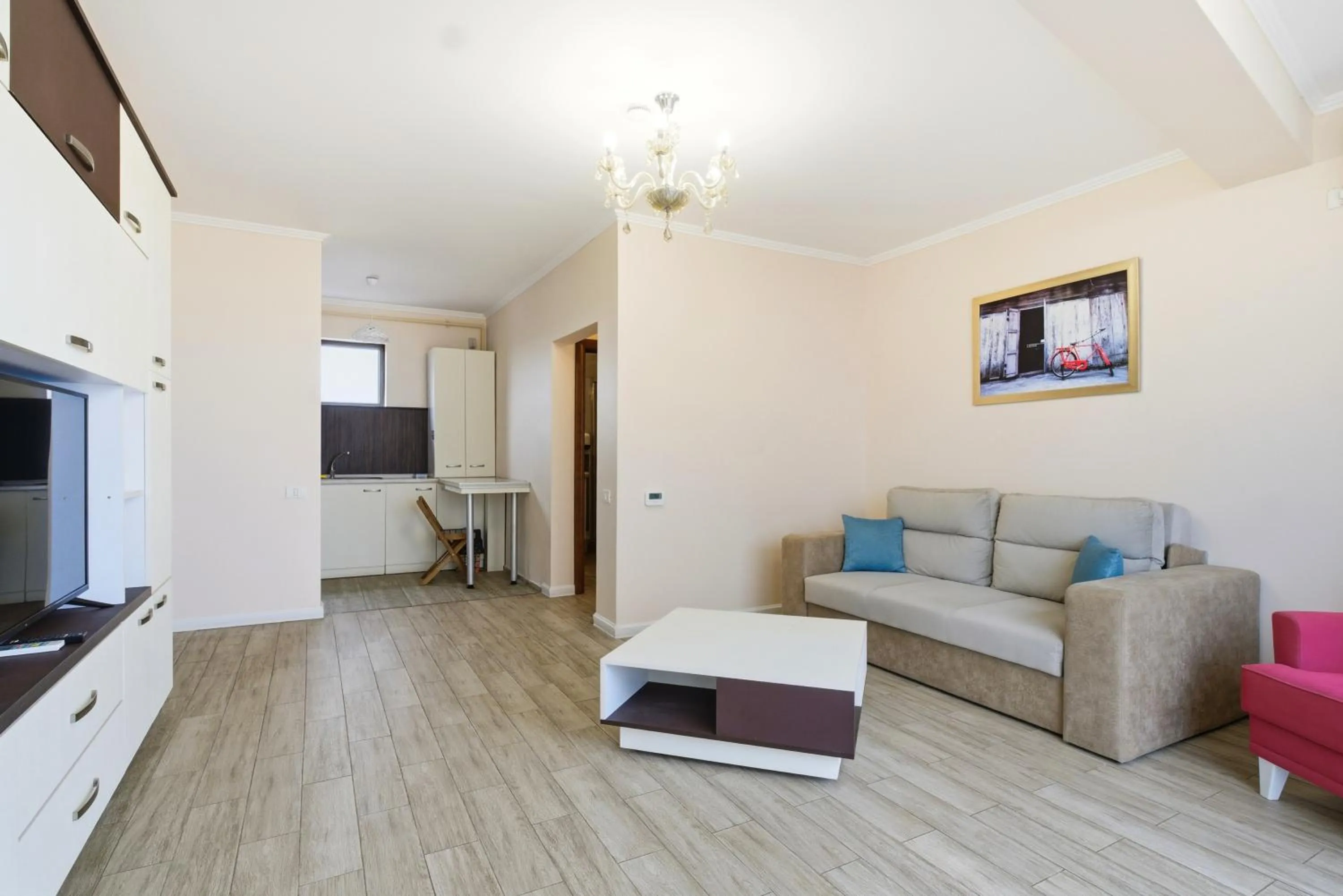 REYNA APART HOTEL