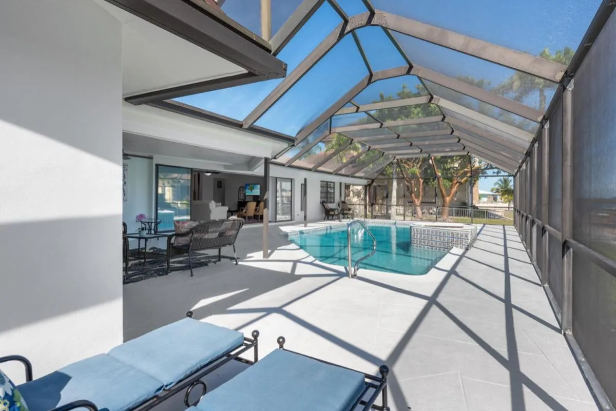 Swimming pool in ELEVATED 955 - Spacious Family Riverfront home 4 Bedrooms